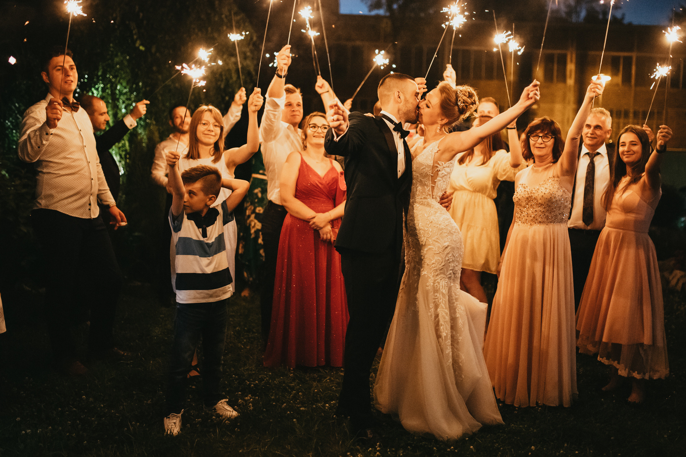 Aleksandra & Dawid i ICH dzień. Karkowskafoto - fotografia miłości