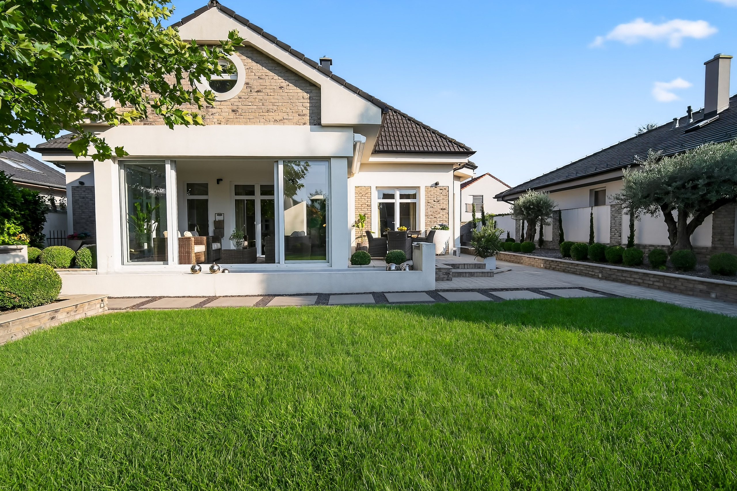 Jazdecká 18. Photographer and videographer in Norway and Slovakia Andrea Zemko