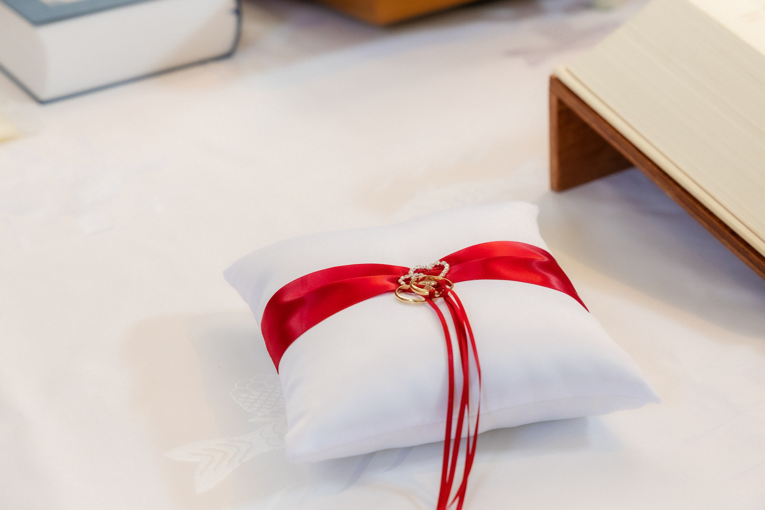 Kirchliche Trauung in Oerlinghausen. Hochzeitfotograf in Bielefeld