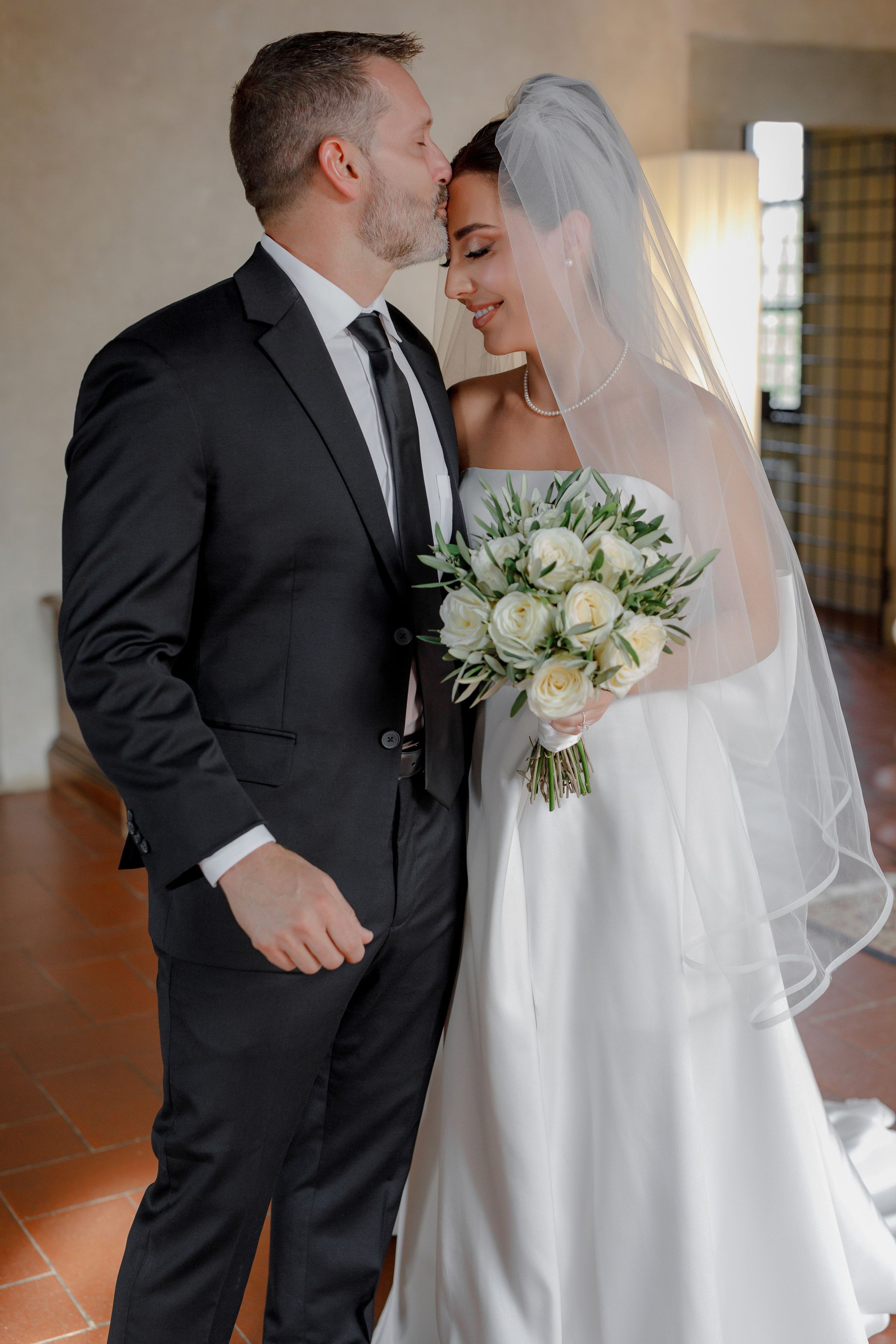 Dom&Ally. Wedding photographer Italy