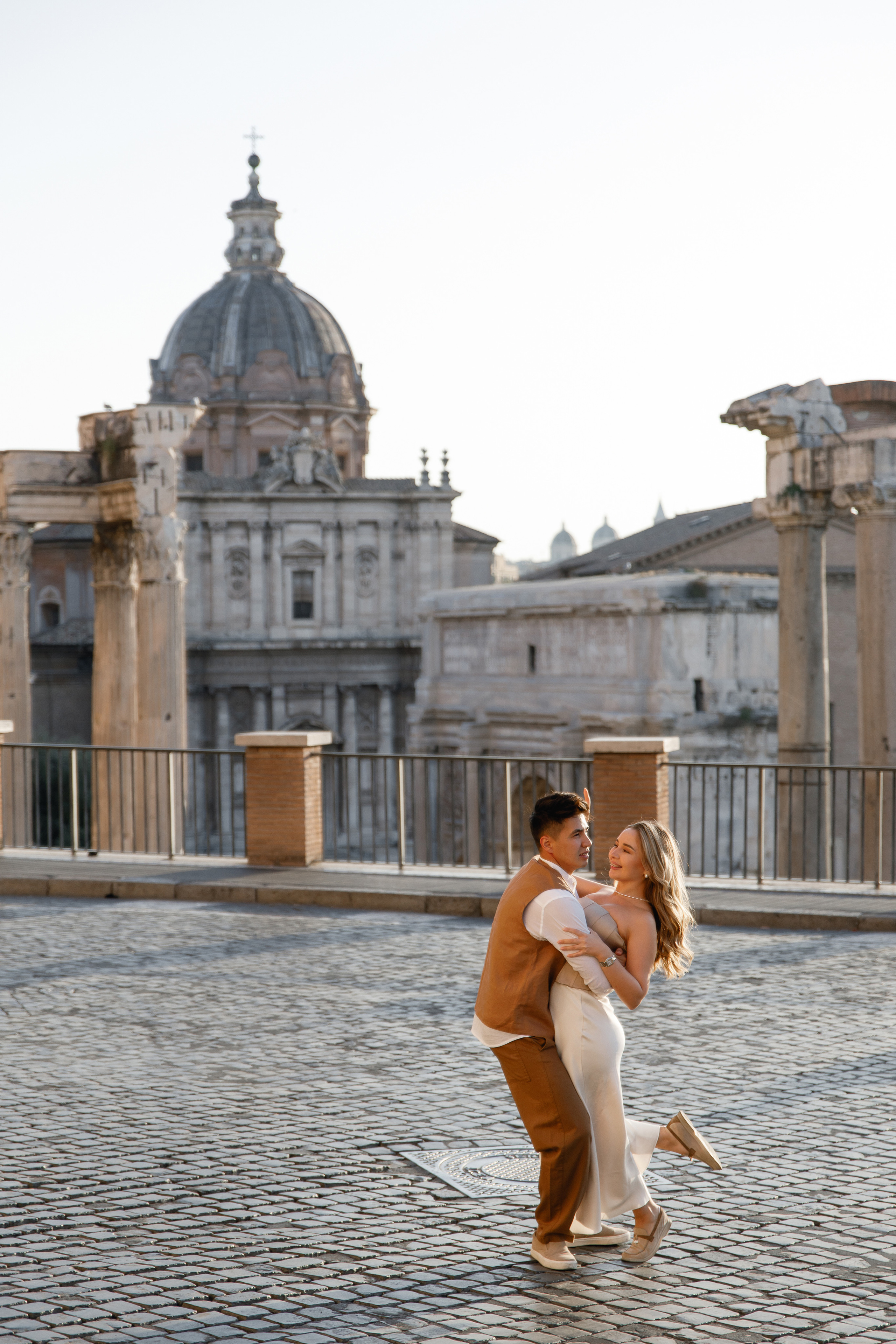 Wedding photographer Italy Rome, Tuscany, Lake Como, Sicily, Puglia. Wedding Photographer Rome Tuscany Como Sicily Puglia Amalfy Italy- Oksana Savenchuk