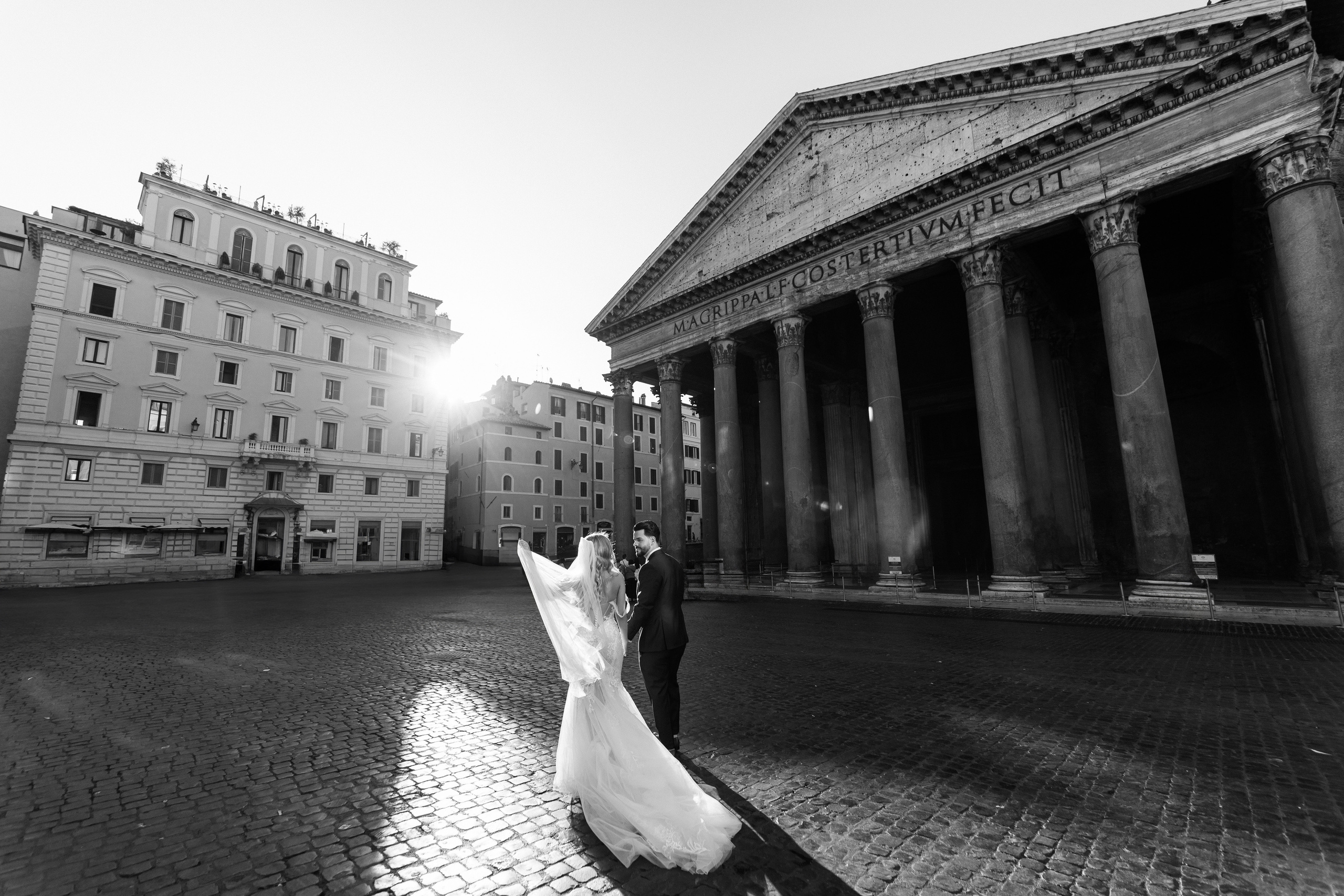 Wedding photographer in Rome. Wedding Photographer Rome Tuscany Como Sicily Puglia Amalfy Italy- Oksana Savenchuk