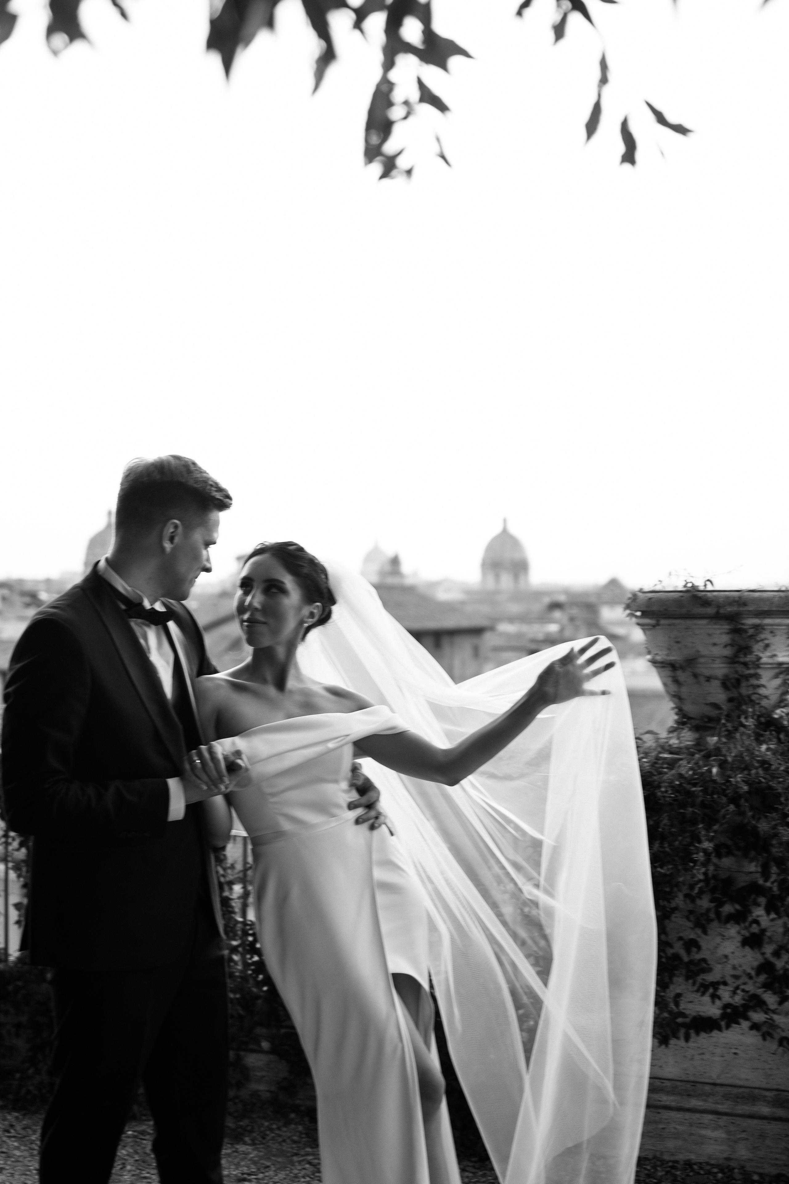 Wedding in Rome. Wedding Photographer Rome Tuscany Como Sicily Puglia Amalfy Italy- Oksana Savenchuk