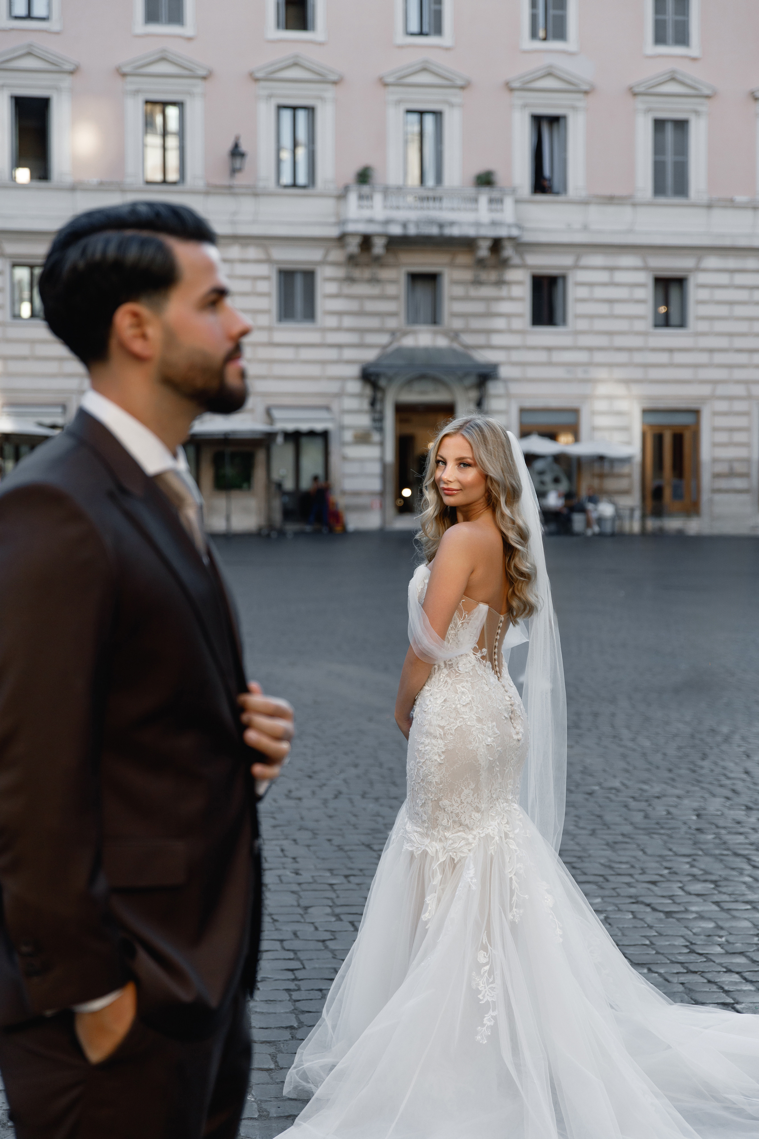 Wedding photographer in Rome. Wedding Photographer Rome Tuscany Como Sicily Puglia Amalfy Italy- Oksana Savenchuk