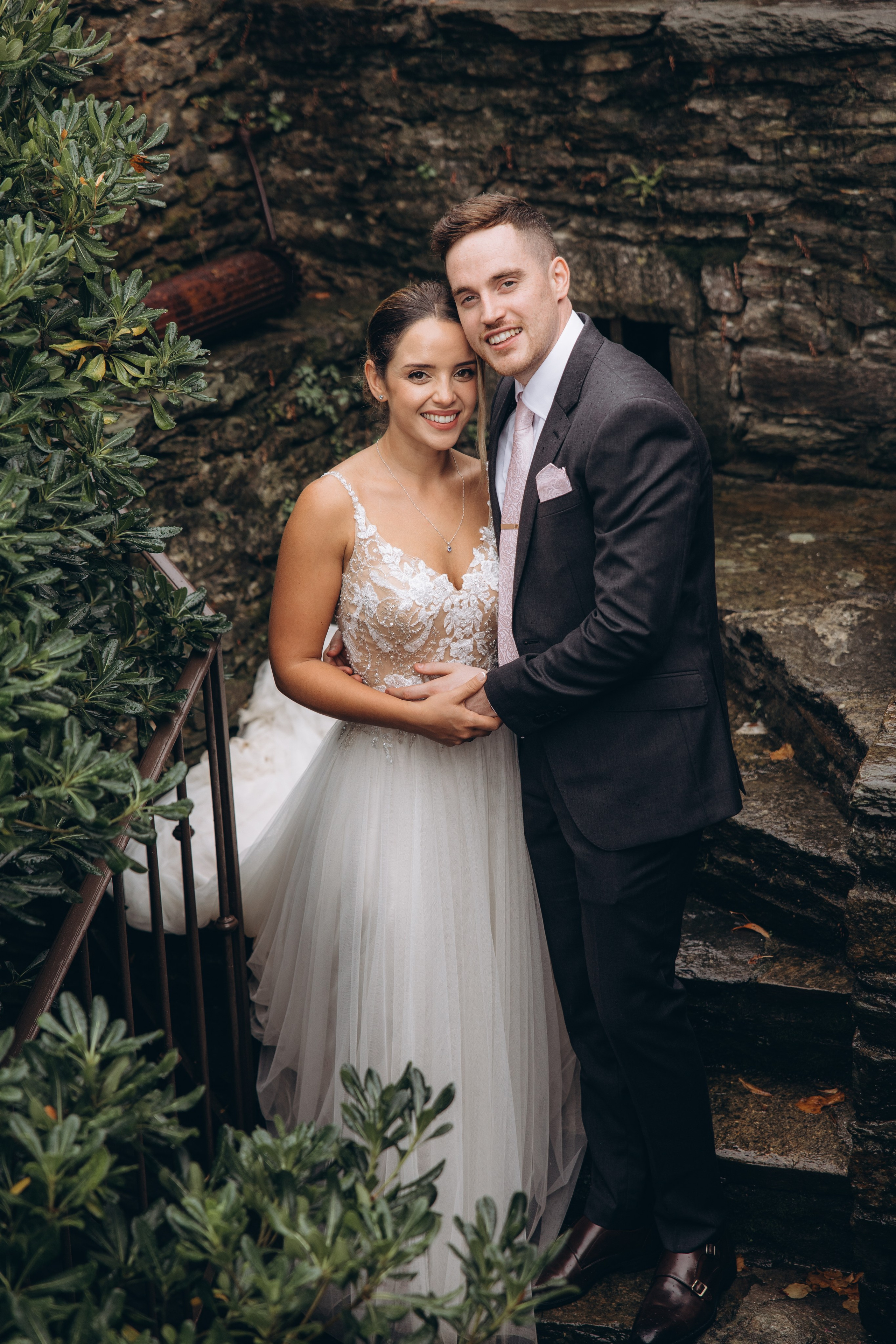 Chloé & Tom. Eugenie Smirnova — wedding, corporate and lifestyle photographer in Toulouse and Southwest France