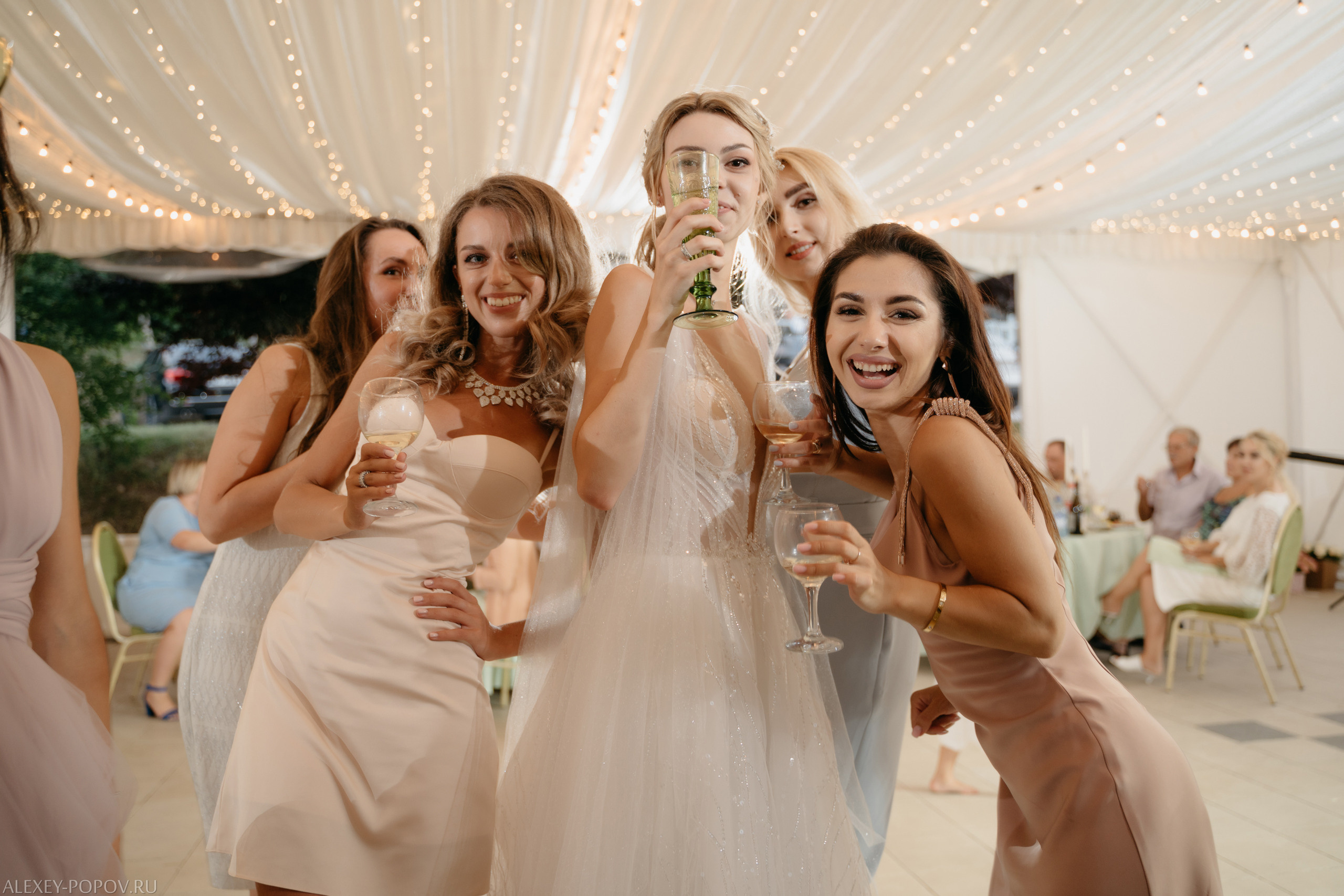 Real feelings. Wedding photograper — Alex Popov photography Germany, Switzerland, Italy, France. Based in Stuttgart