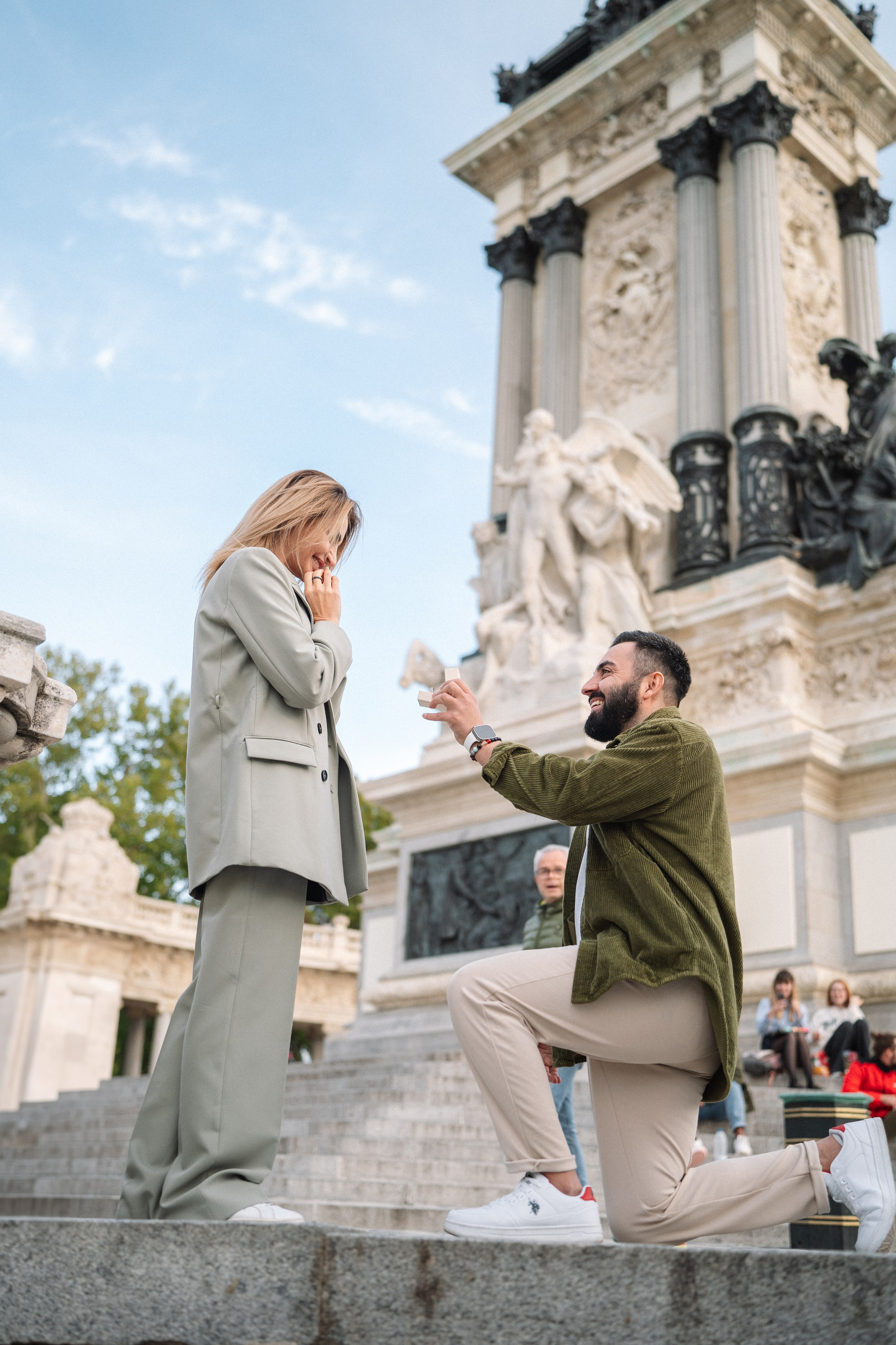 Couple photoshoot Spain. Photographer in Madrid, Spain. Alyona Belyaninova