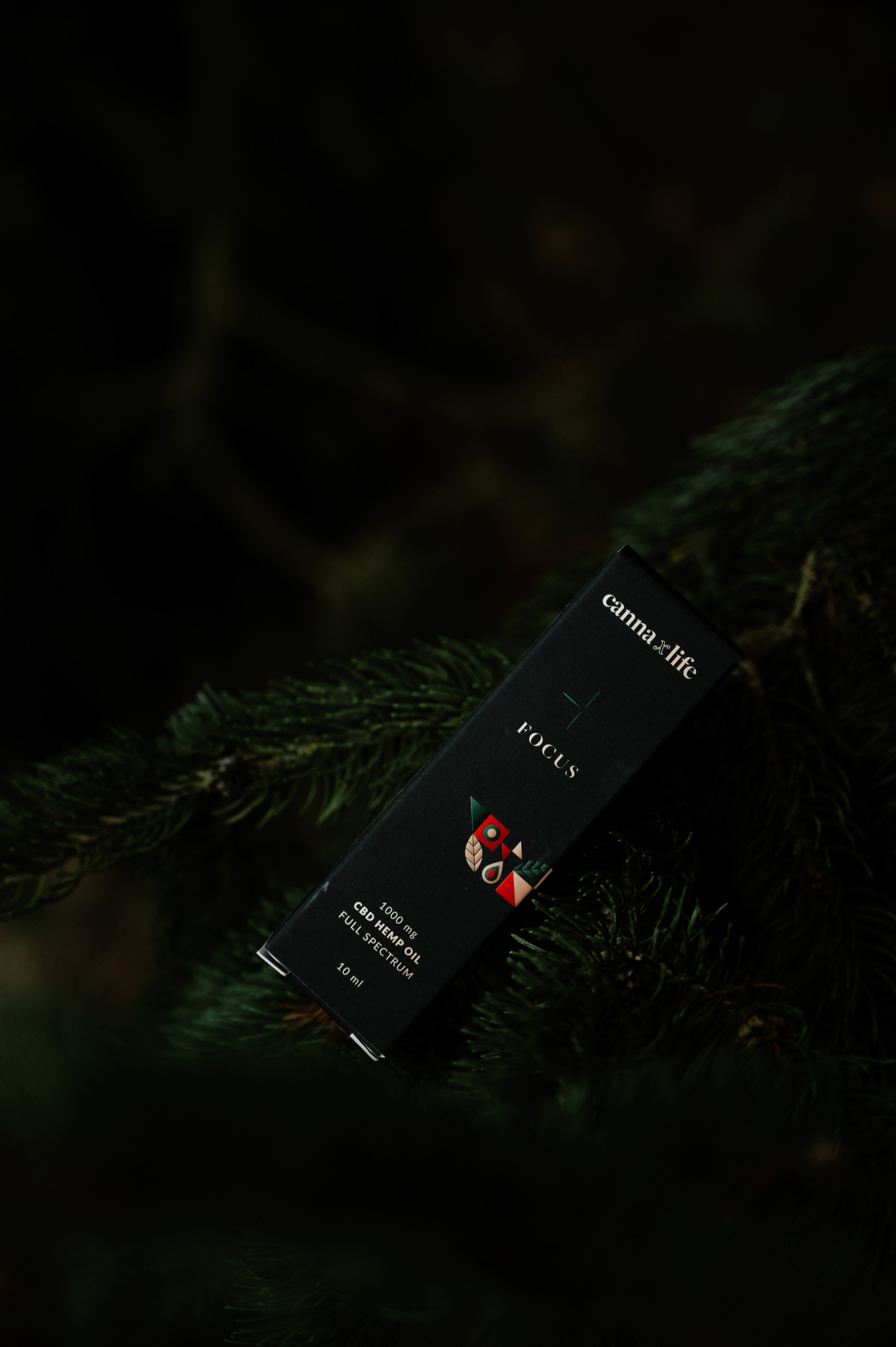 CannaXlife CBD products. ANNA-MARIA PHOTO CONTENT CREATOR — фотограф, естет, художник і візуальний експерт Instagram у Празі