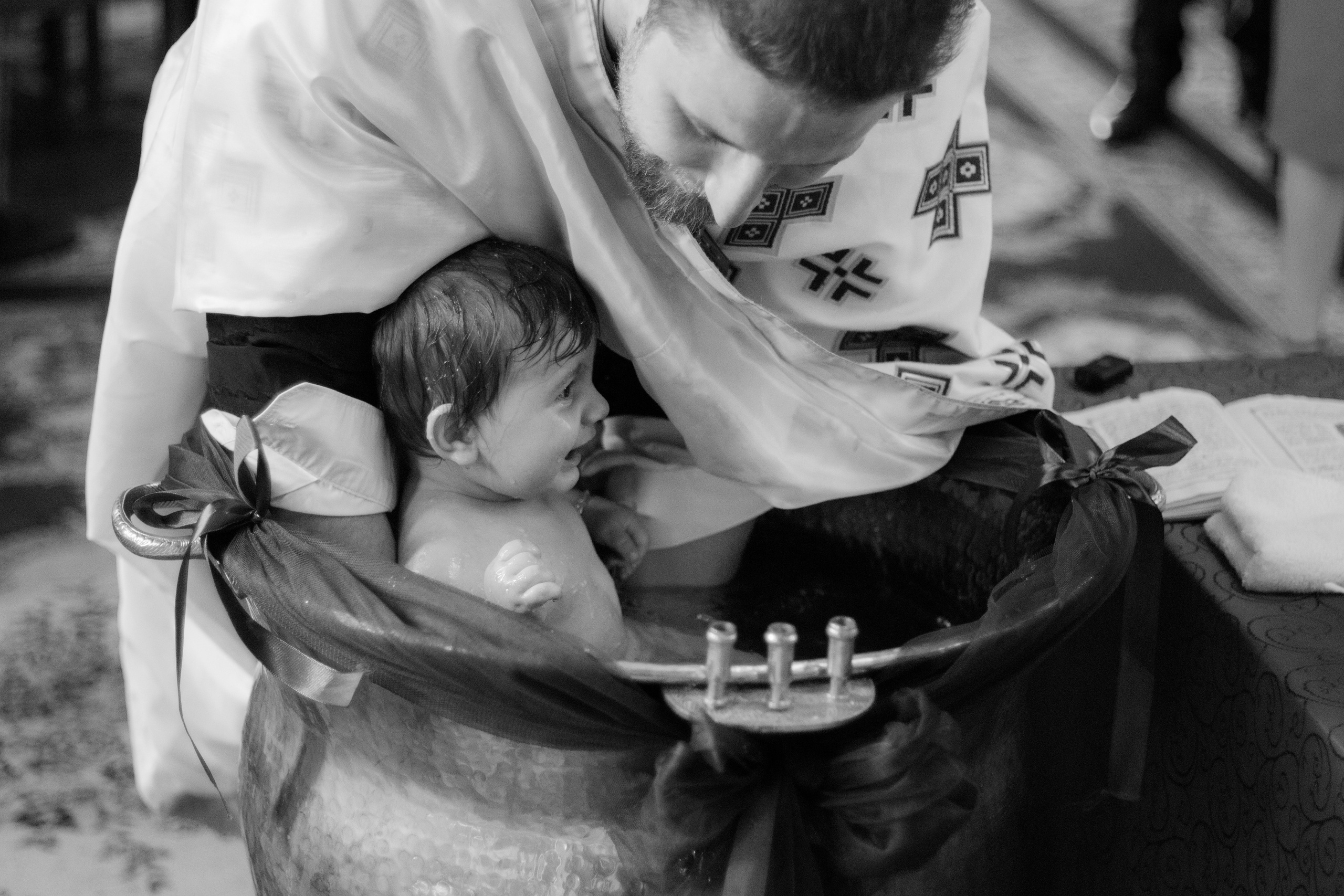 Louis Ionut. Fotograf si videograf — evenimente si studio