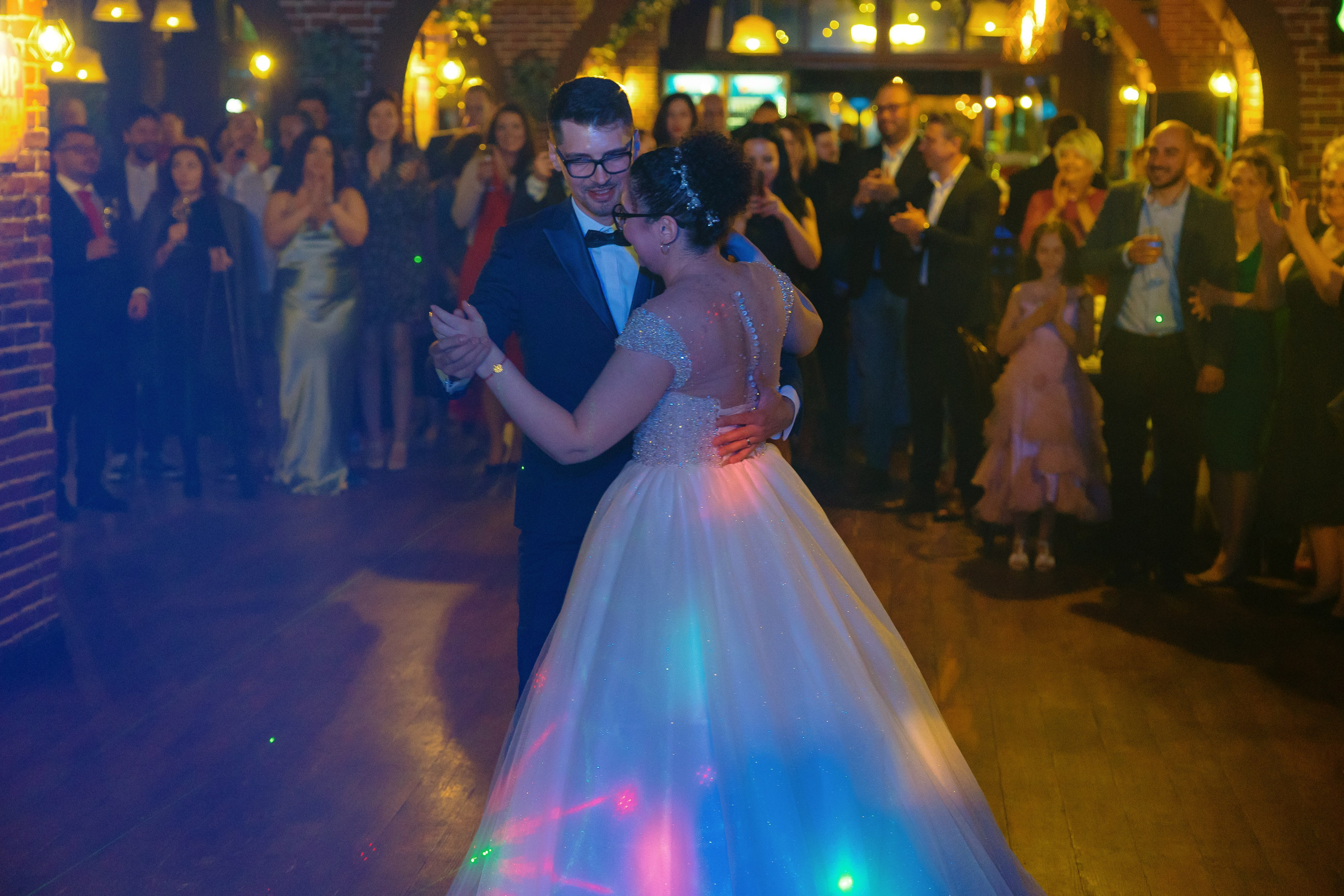 Nuntă de vis la Vanity: Ioana și Bogdan își jură iubire veșnică. MDimaFotoStudio. Fotograf de nuntă, evenimente private și de familie