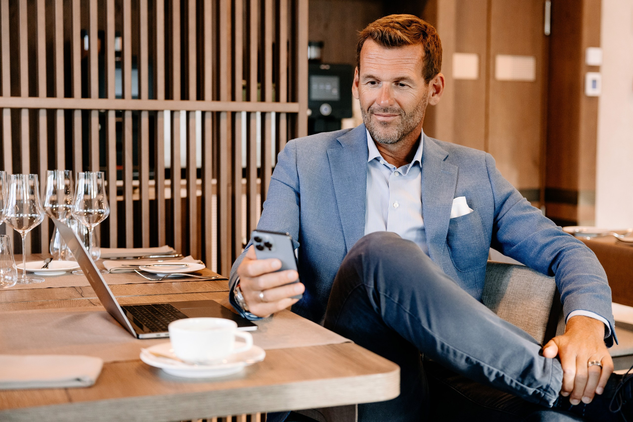 Dekpol Developer - Sesja Biznesowa dla Mateusza Kusznierewicza. Fotograf Ślubny Warszawa - Sesje Biznesowe Rodzinne Eventy