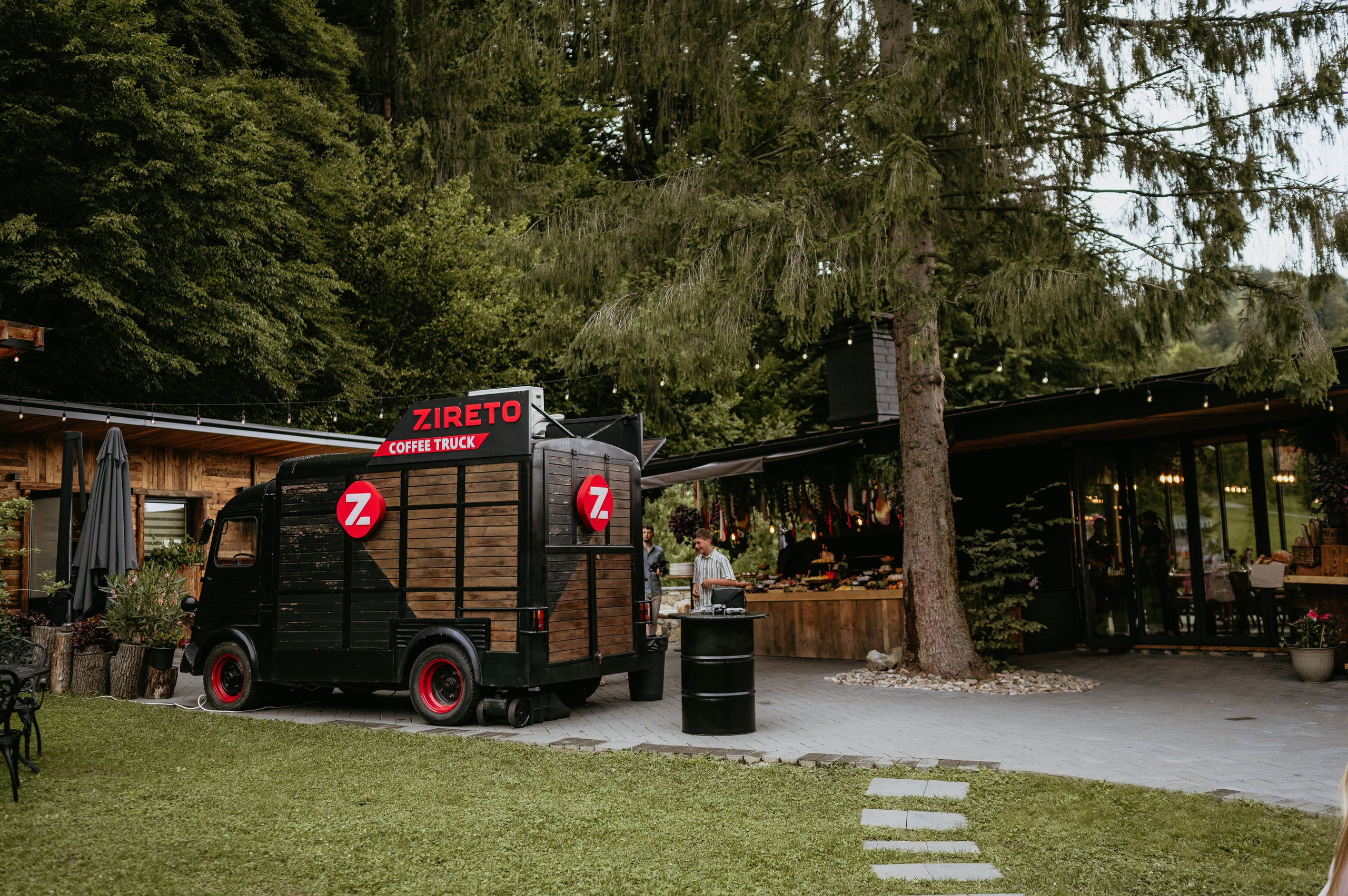 Flavio si Sarona. Valentin Melen - fotograf de nunta 🤍