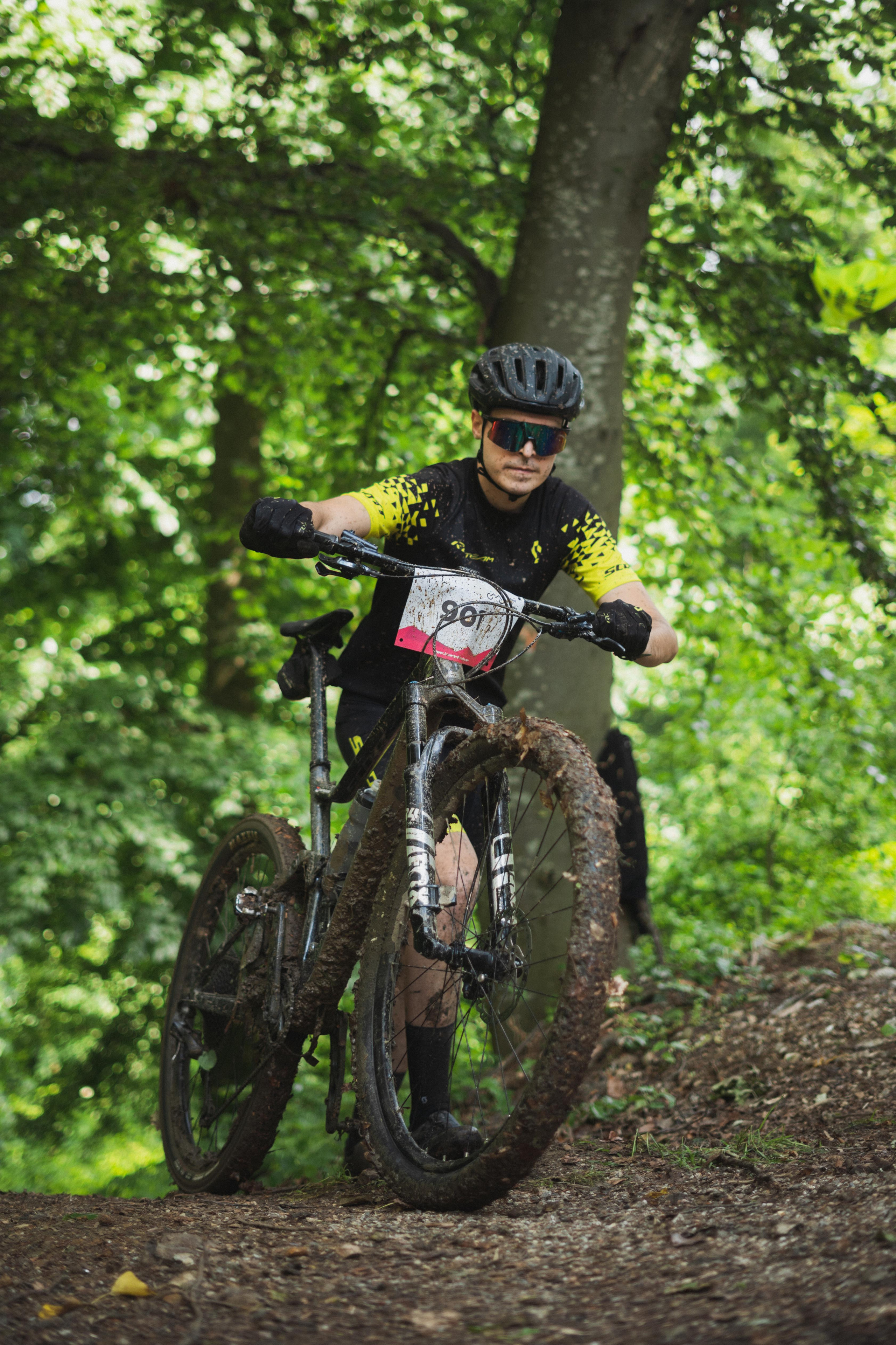 Takmicenja. Zhukov studio