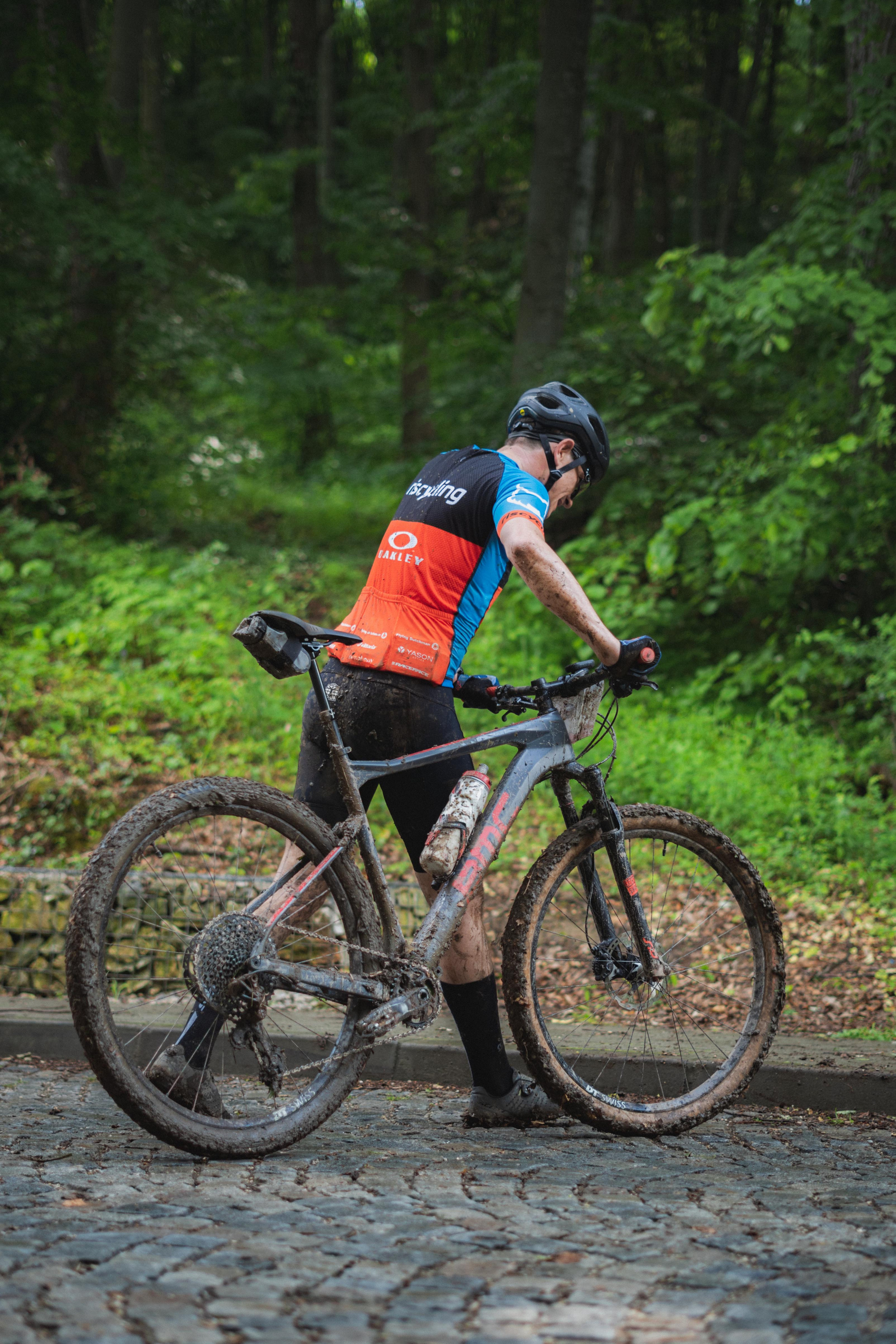 Takmicenja. Zhukov studio