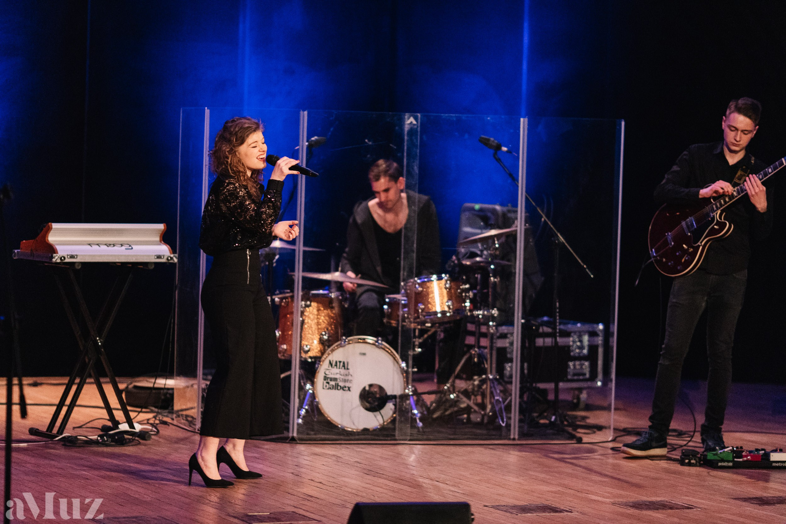 Jazz Zaśpiewam. Fotograf Ślubny Warszawa - Sesje Biznesowe Rodzinne Eventy