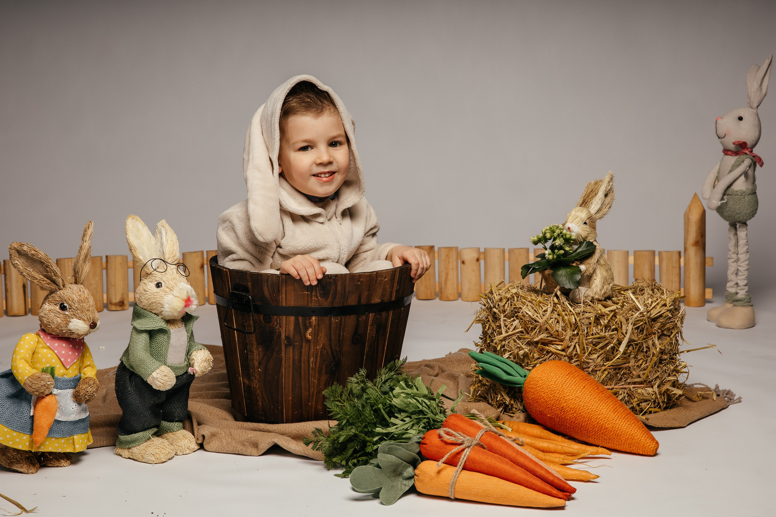 Easter Photoshoot. Https://valphoto.wfolio.pro/