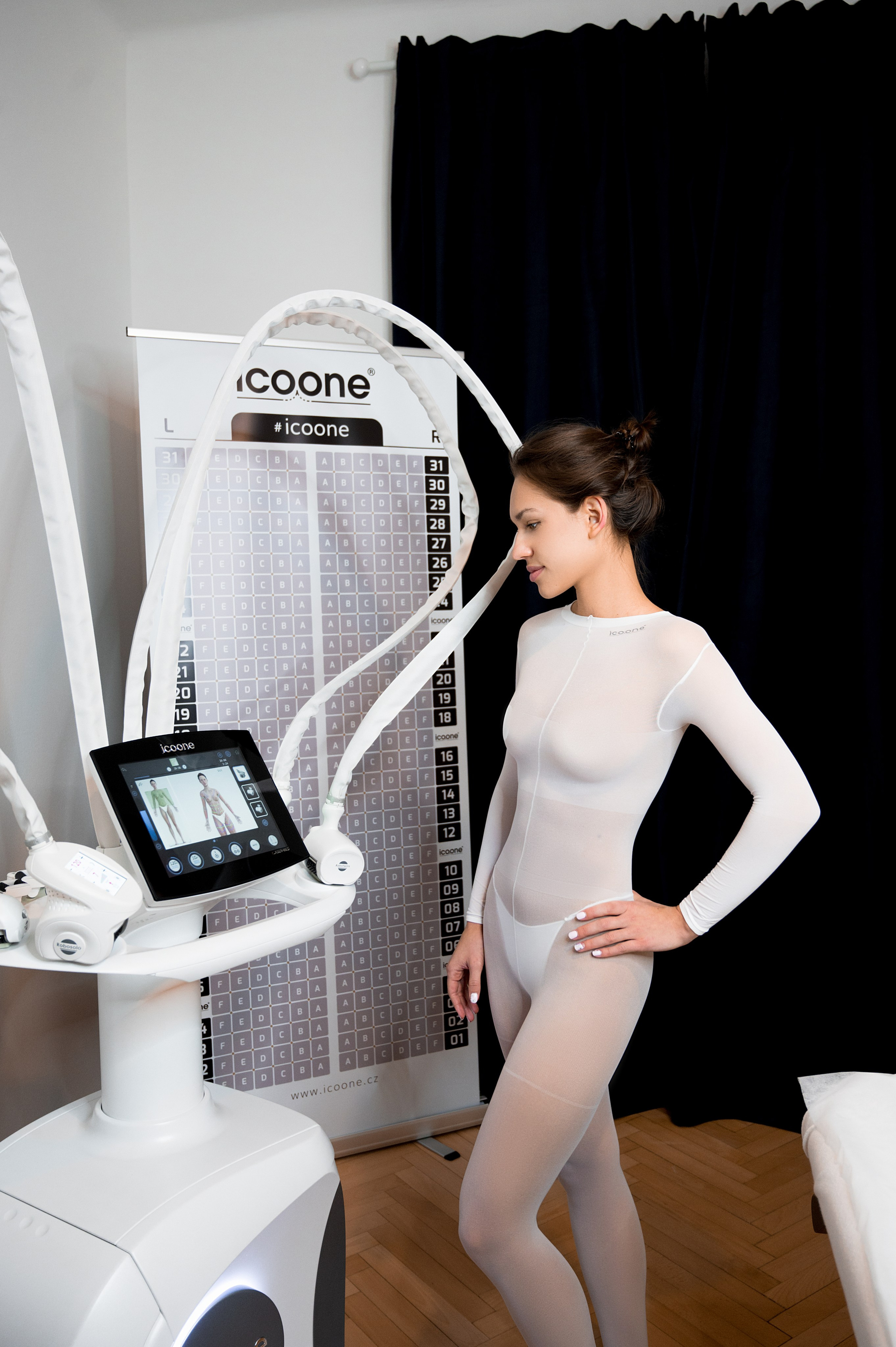 Saint Monica beauty studio in Prague. ANNA-MARIA PHOTO CONTENT CREATOR — фотограф, естет, художник і візуальний експерт Instagram у Празі