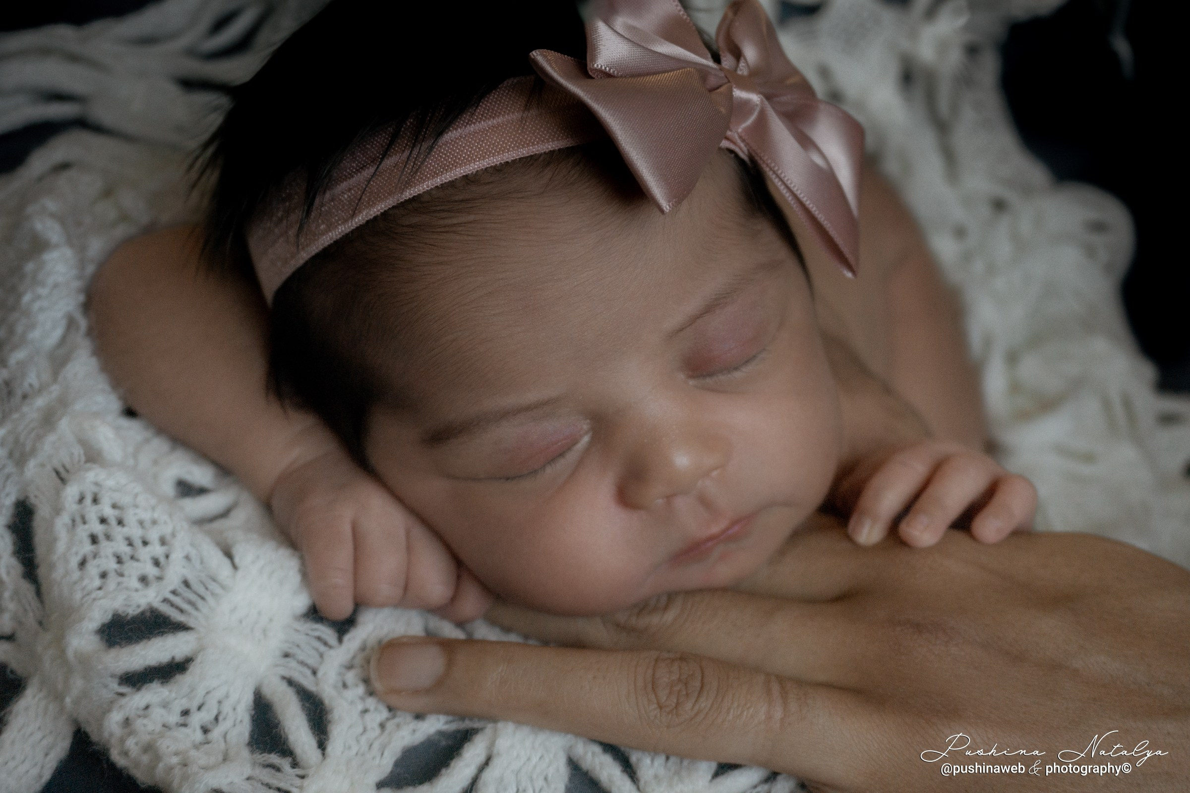 Newborn. Портретный женский и мужской фотограф в Вероне, Виченце, Венеции