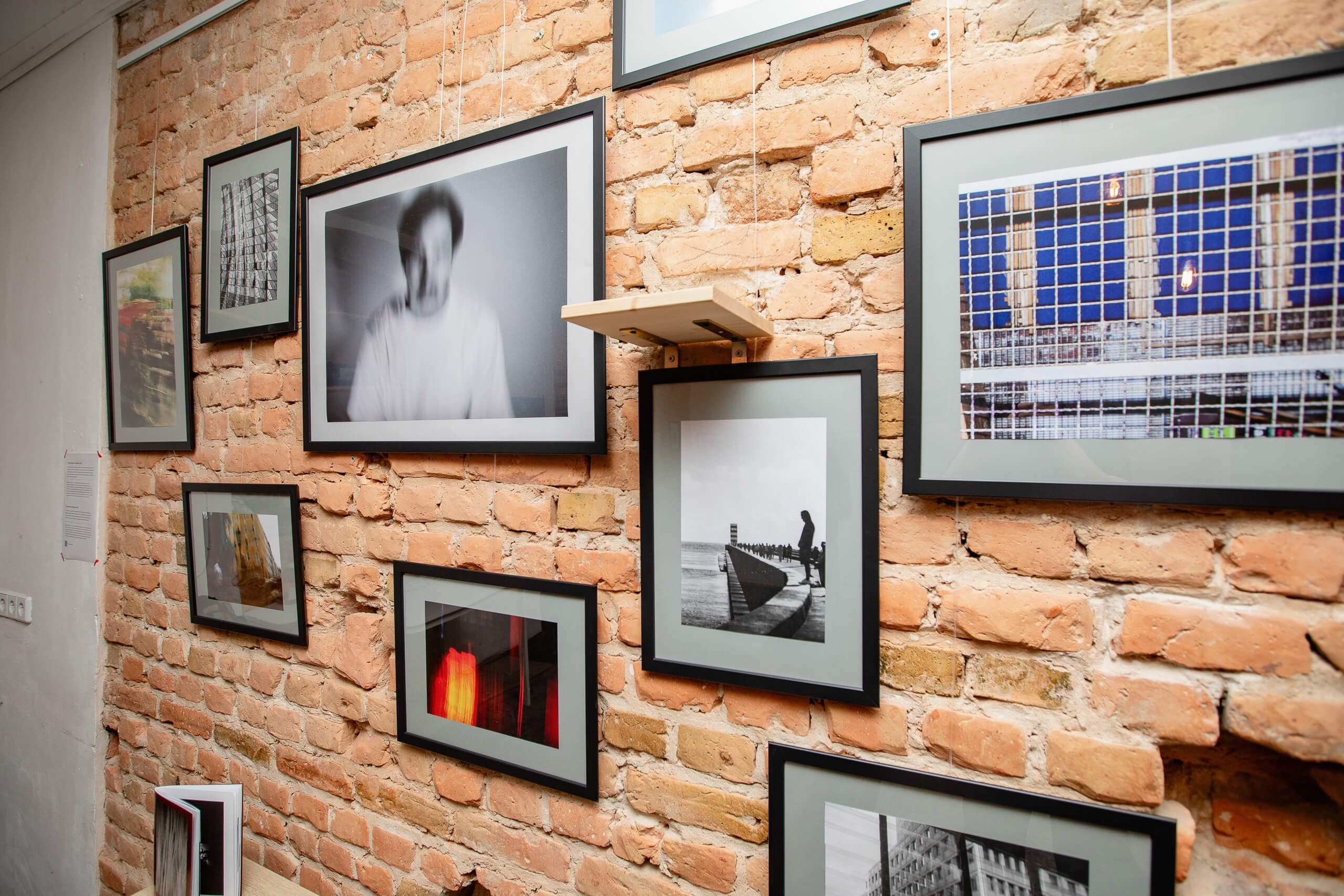 Итоговая выставка группы Doculab 2024. DOCULAB — Лаборатория документальной фотографии в Берлине