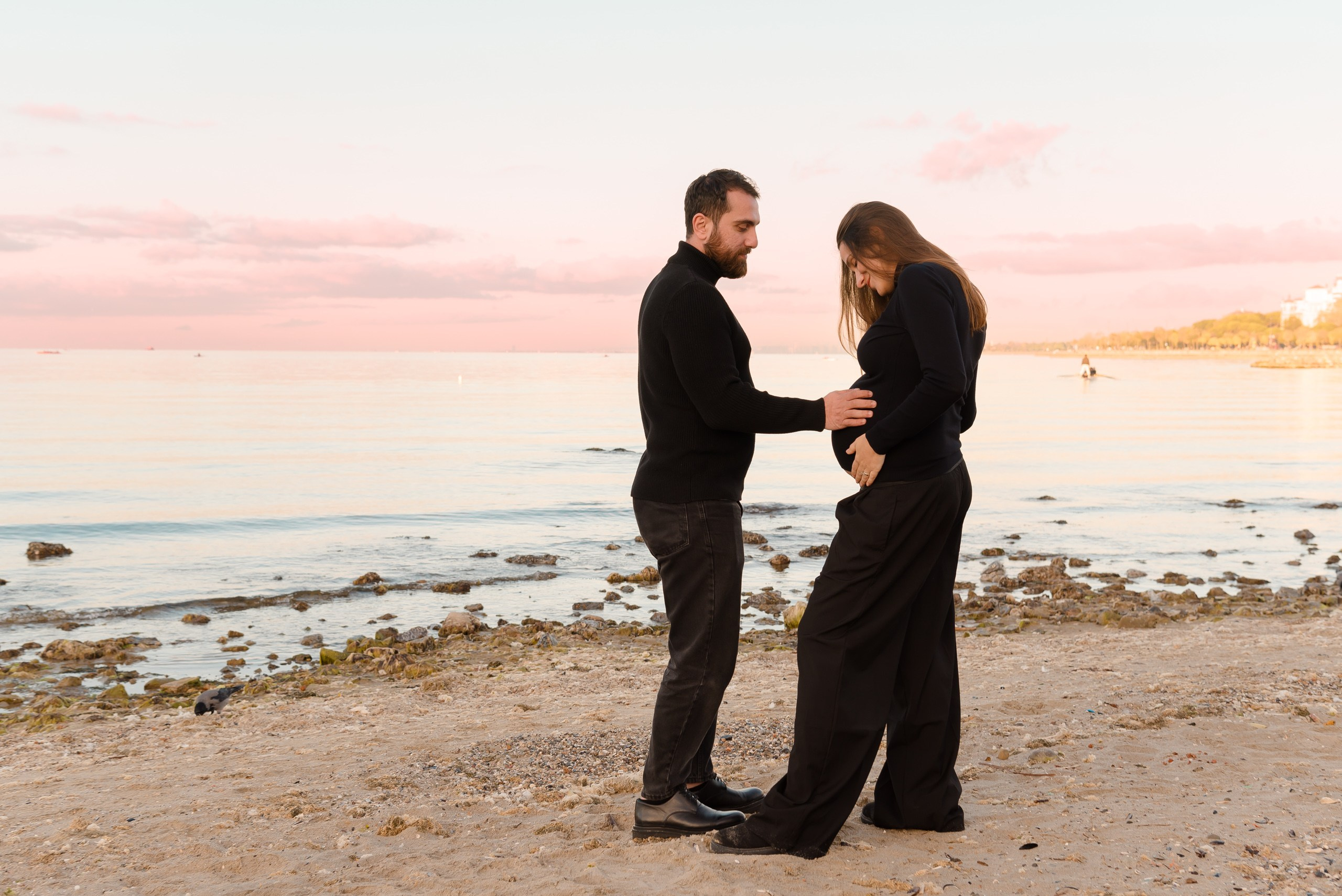 Luxury pregnancy photo shoot in Istanbul. MARIA VALUEVA Photographer in Nice, Cannes, Monaco, France, Europe, Istanbul, Turkey