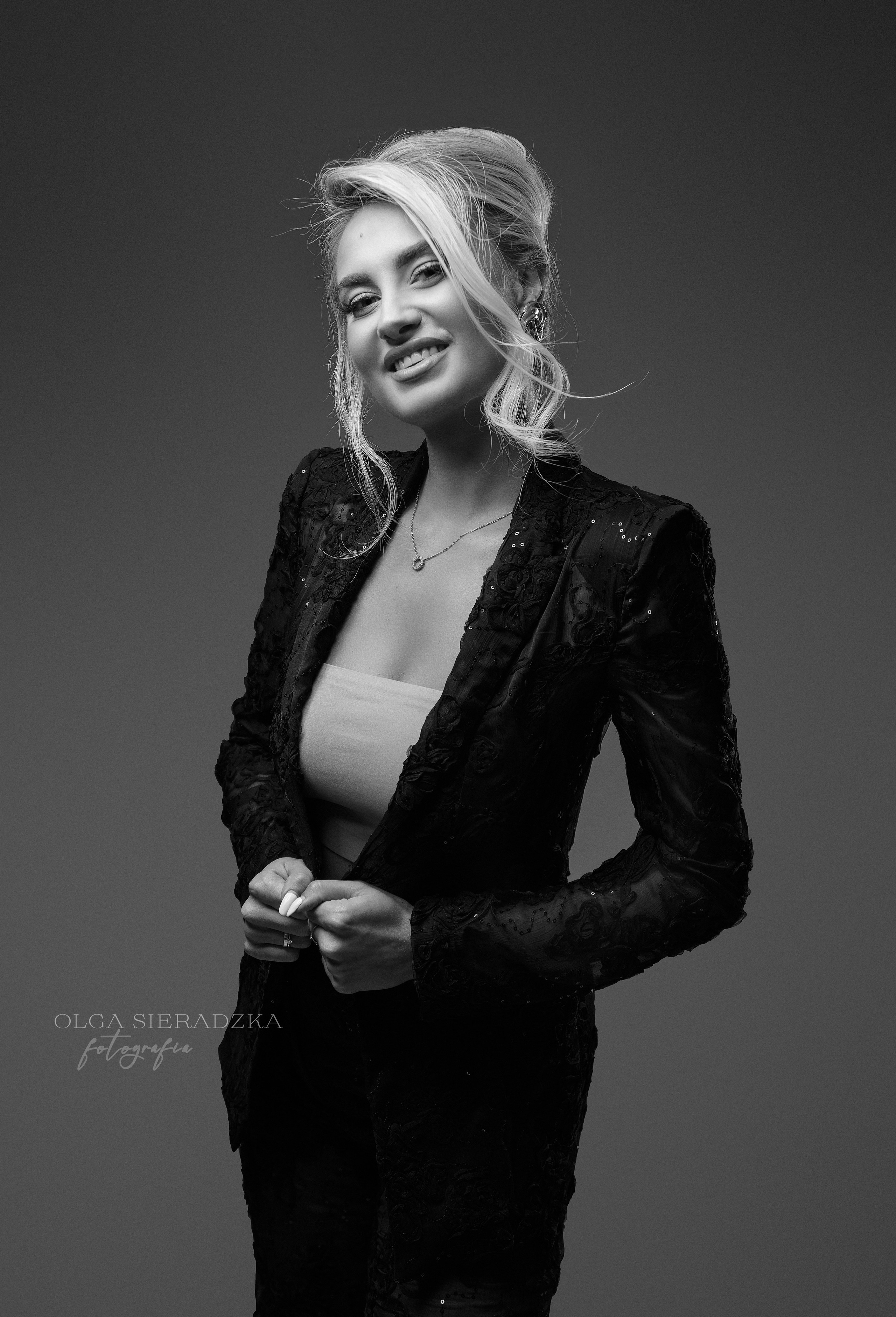 Sesje kobiece. Olga Sieradzka fotograf rodzinny, ciążowy i dziecięcy w Pile