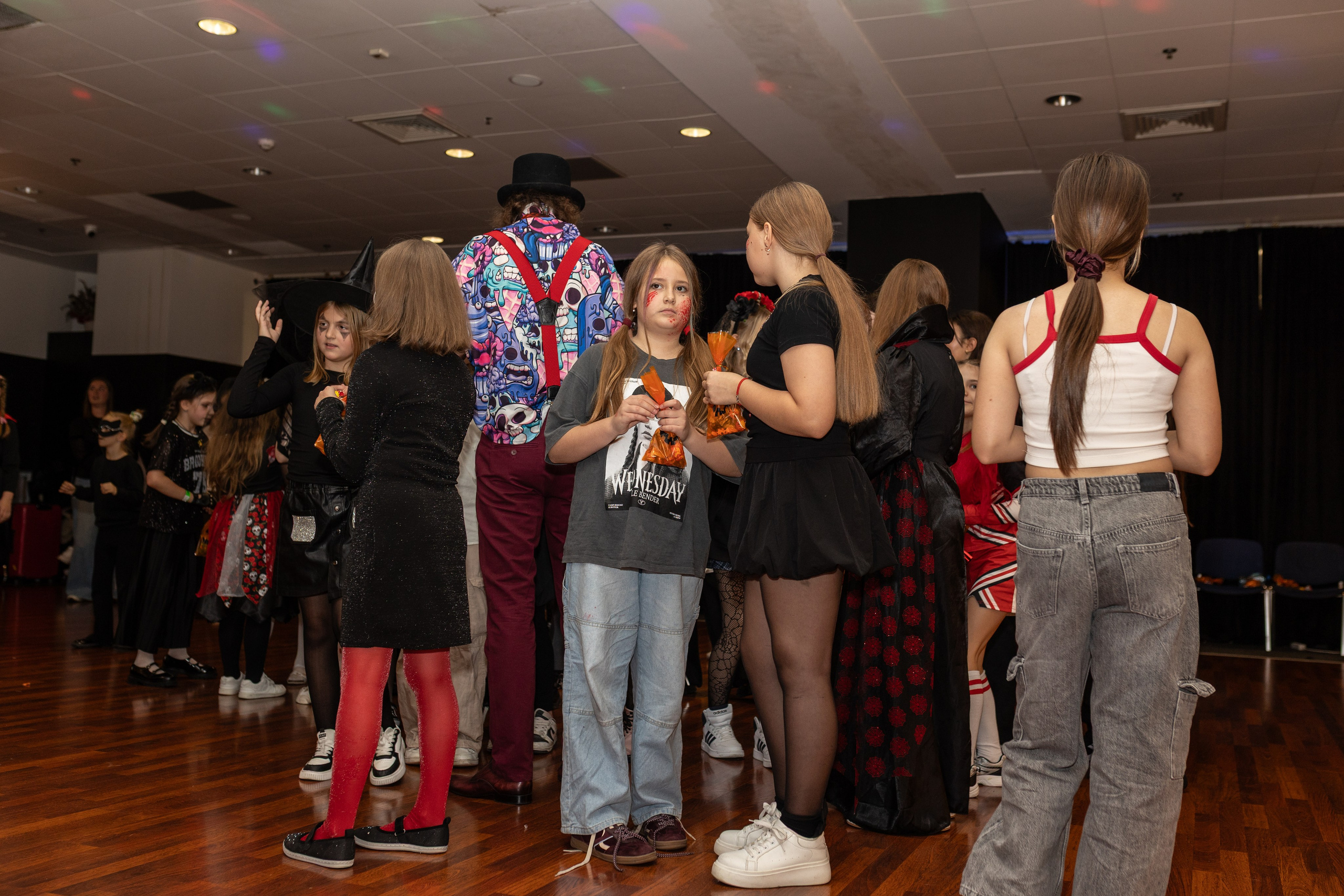 Leo dance studio Helloween 2025. Семейный и детский фотограф в Варшаве Мила Бобровская