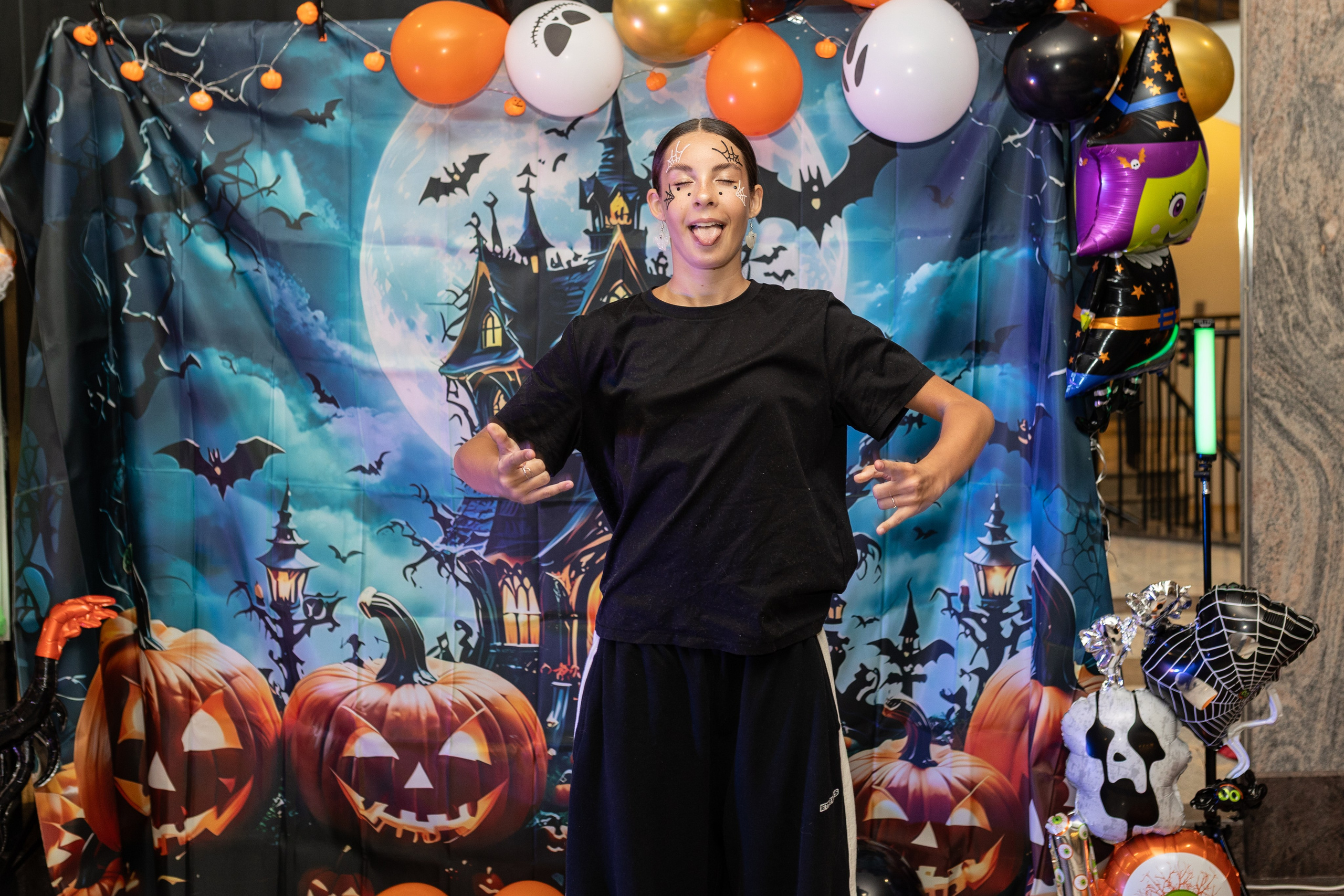 Leo dance studio Helloween 2025. Семейный и детский фотограф в Варшаве Мила Бобровская