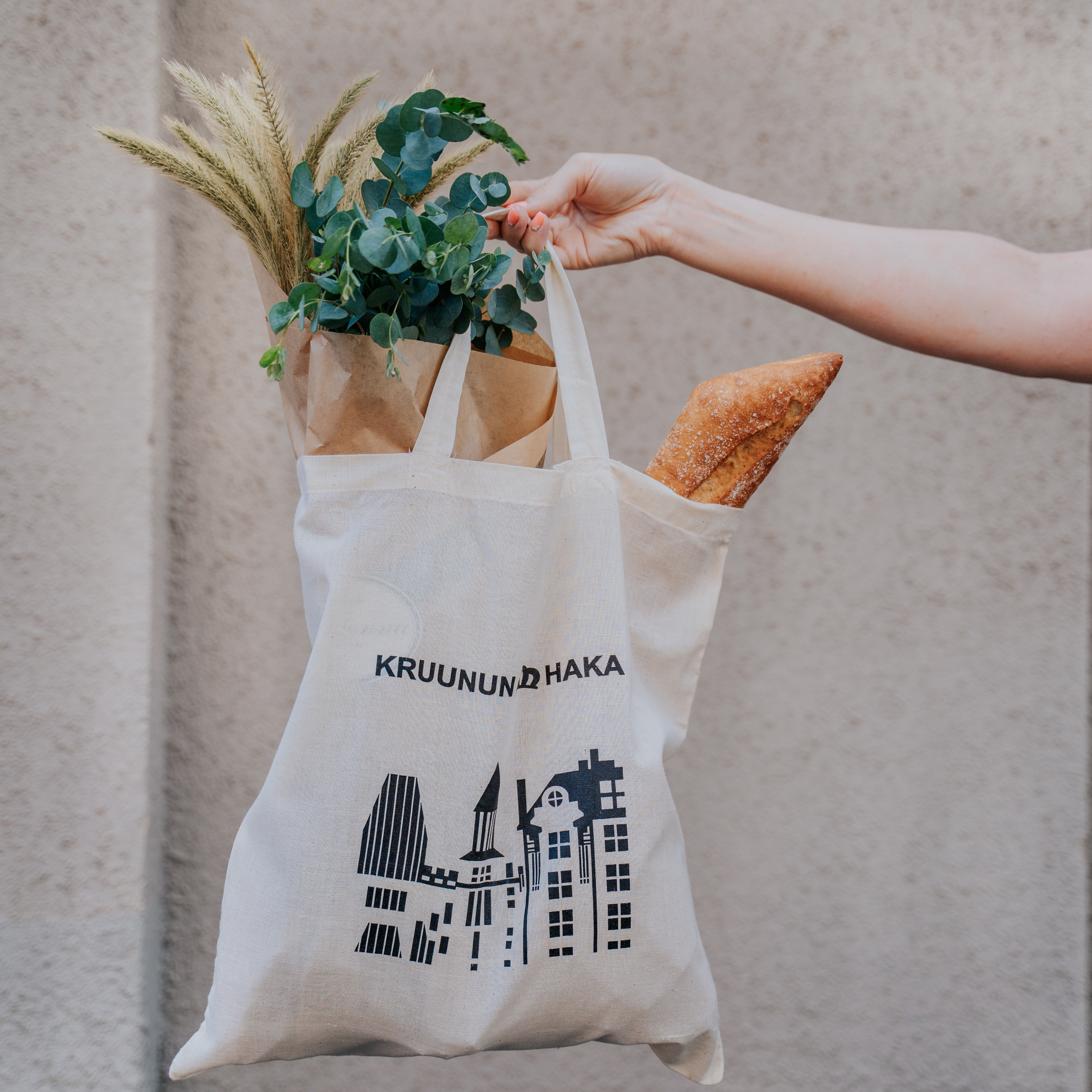 OxanaDia — Brand And Business Photographer in Barcelona. Barcelona Brand Photographer and Videographer Oxana Dia