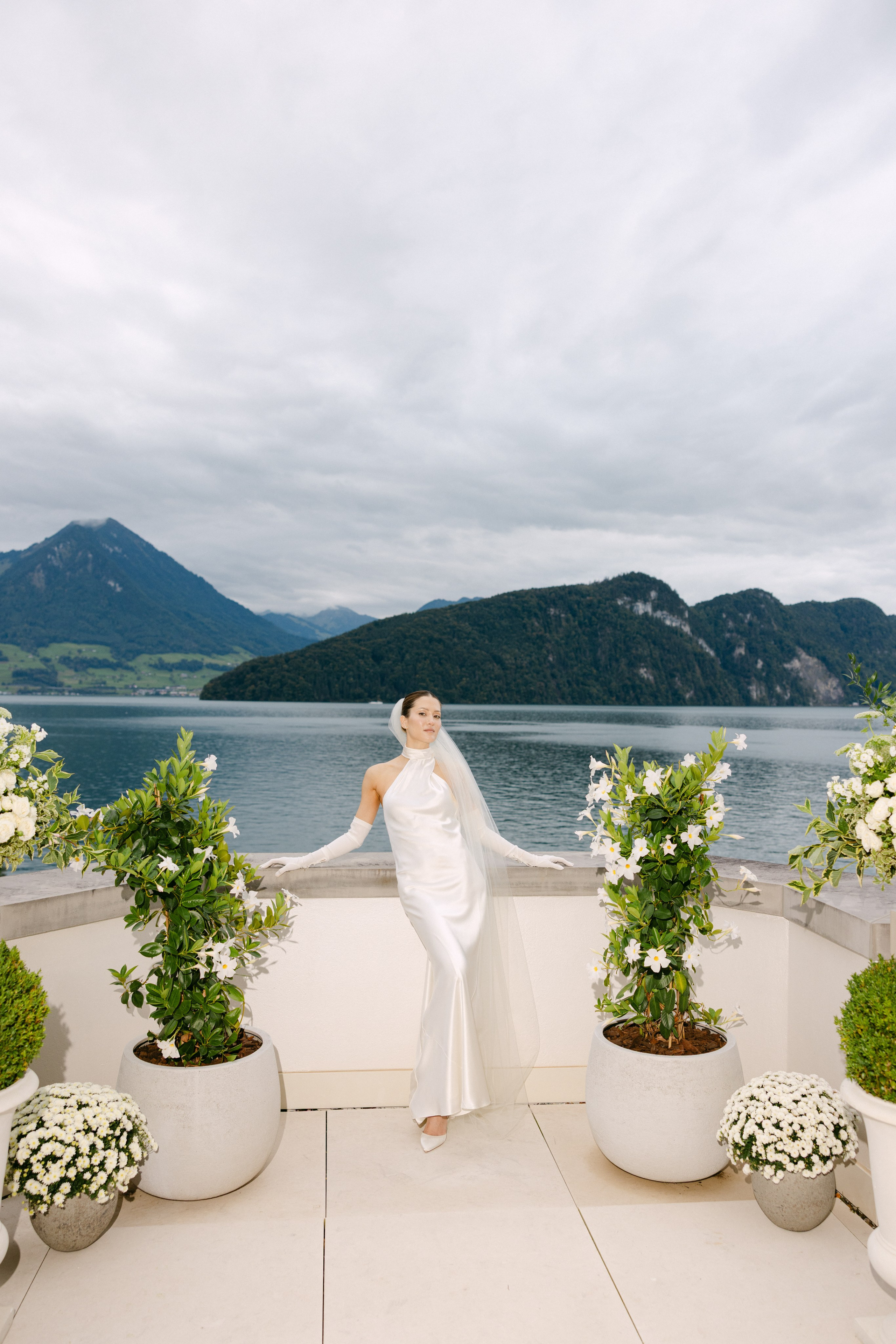 Intimate wedding at Parkhotel Vitznau on Lake Lucerne. Wedding and Family Photographer Switzerland and Italy. Valeria Diaz