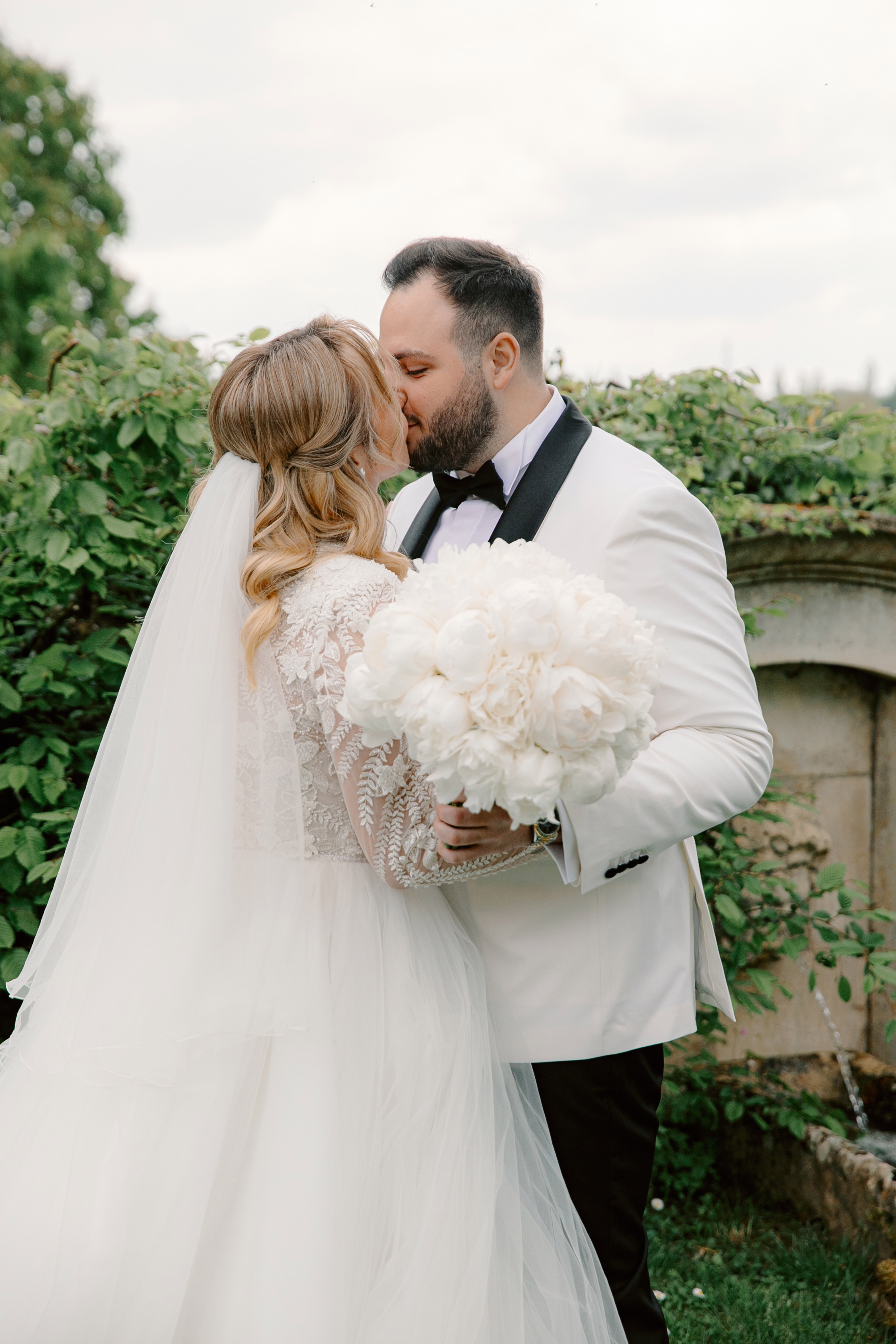 Chateau de Vallery France Cristian&Calina Wedding 2023. Iurkovski PHOTOGRAPHY in Europe. Luxury destination weddings and events