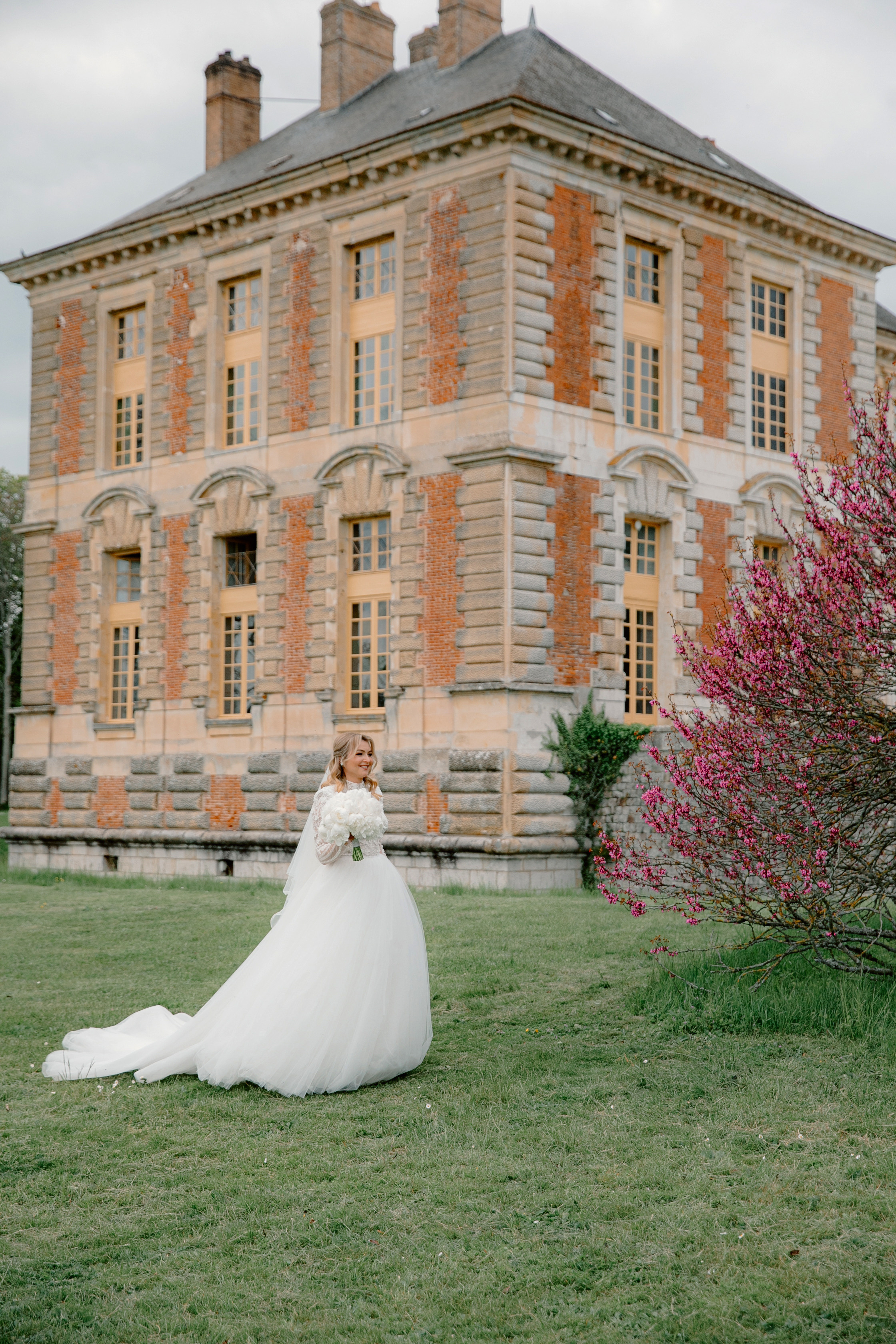 Chateau de Vallery France Cristian&Calina Wedding 2023. Iurkovski PHOTOGRAPHY in Europe. Luxury destination weddings and events