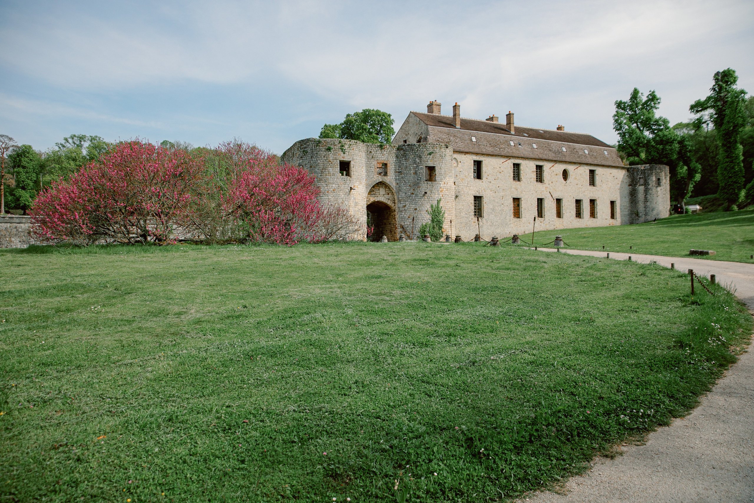 Chateau de Vallery France Cristian&Calina Wedding 2023. Iurkovski PHOTOGRAPHY in Europe. Luxury destination weddings and events