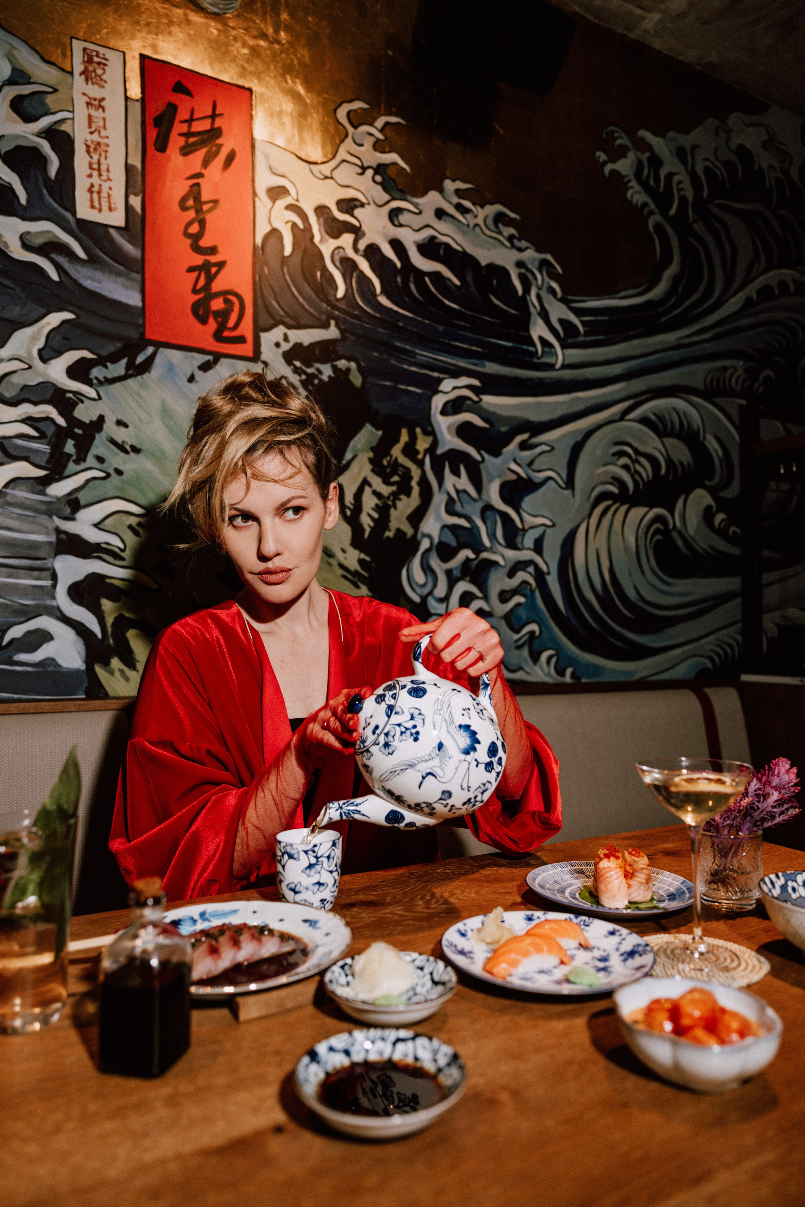 Atmosphere & Social Media. Main