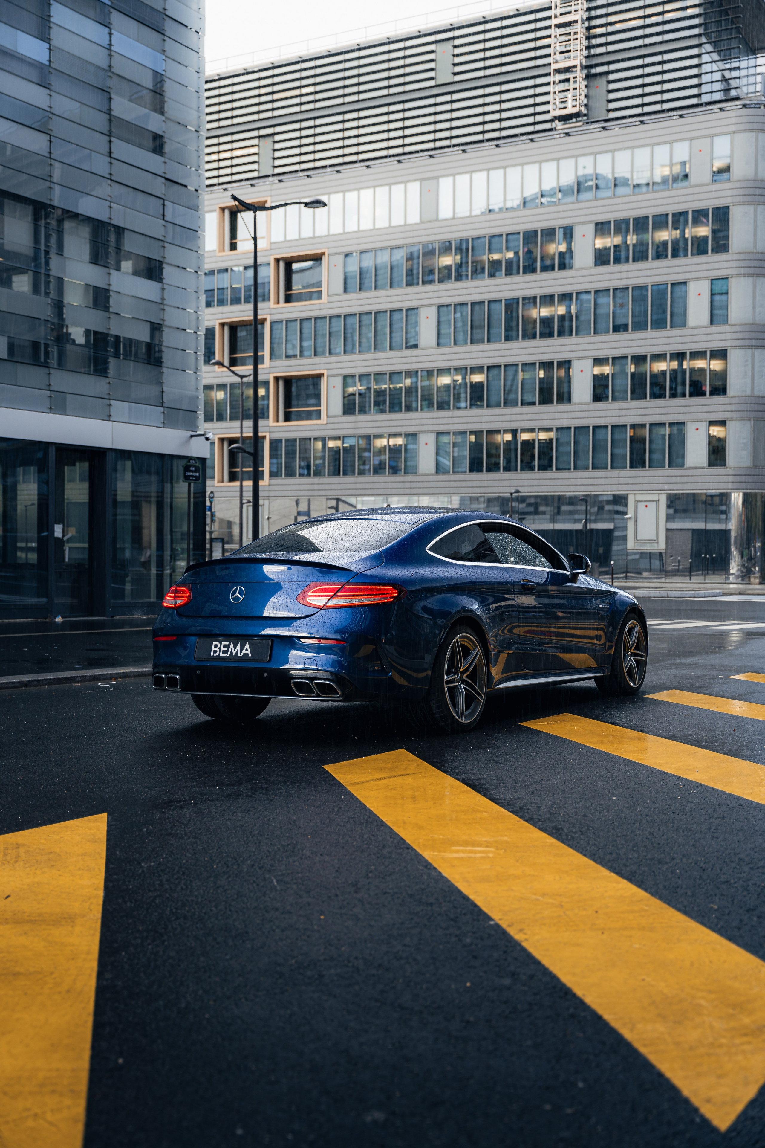 Mercedes-Benz C63s AMG. Photographe de voitures à Paris — Vitalii Motruk