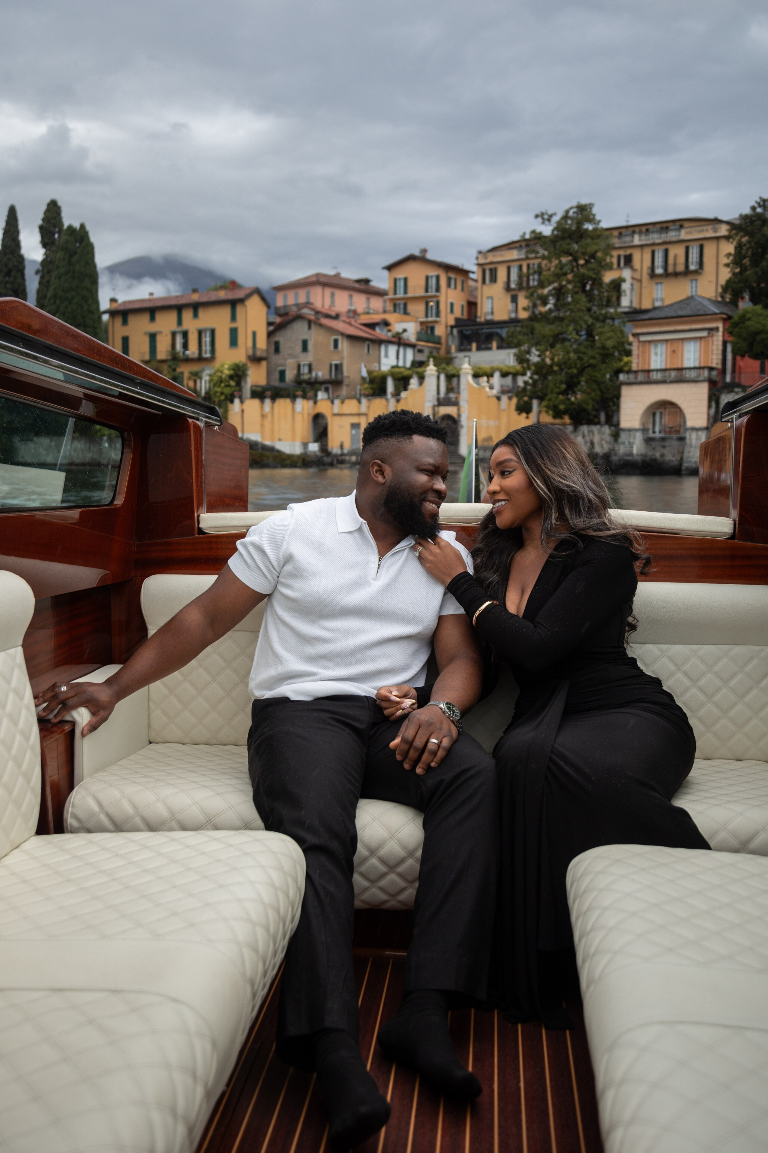 Varenna boat tour. Photographer in Milan |Mila Pro Photo
