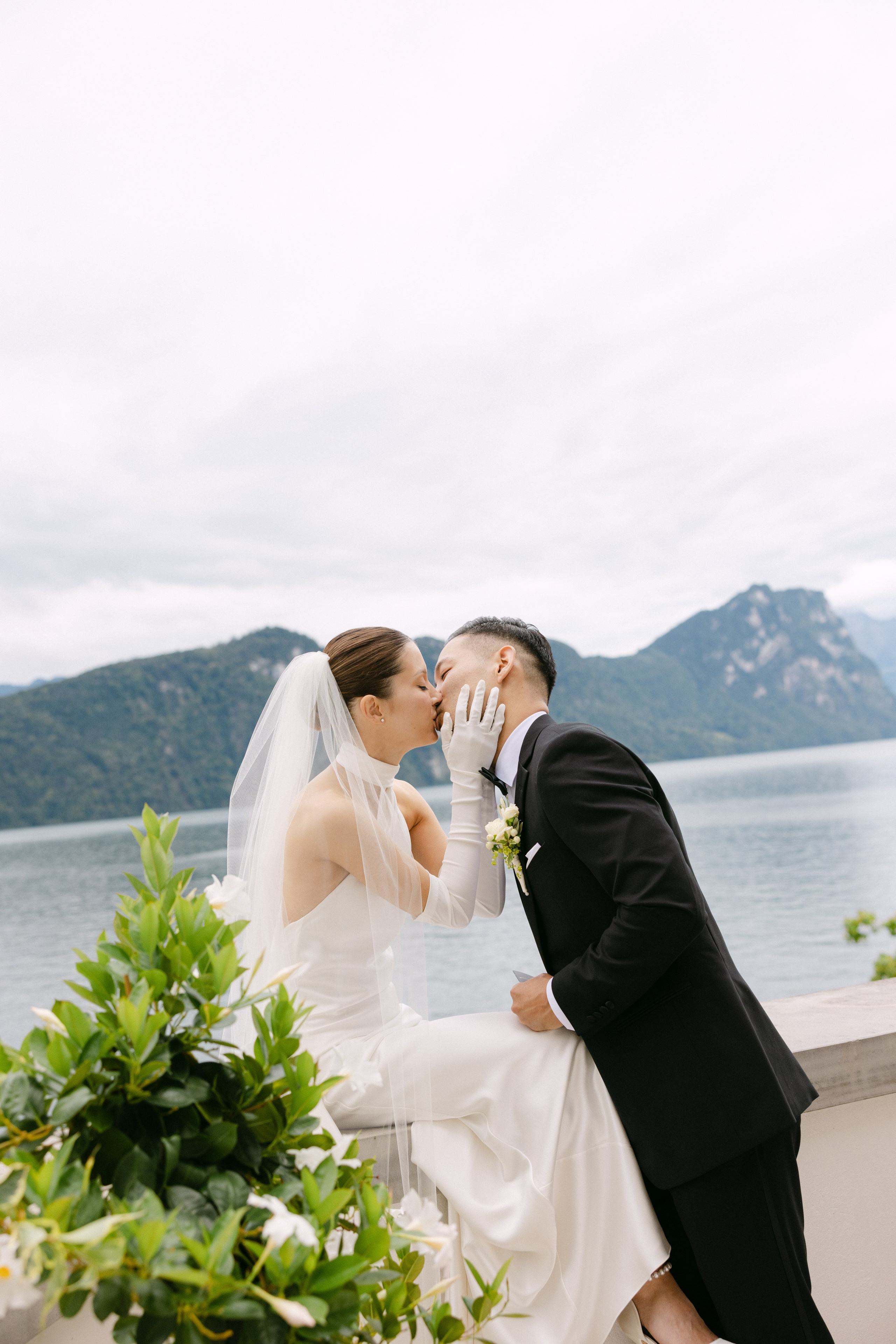 Intimate wedding at Parkhotel Vitznau on Lake Lucerne. Wedding and Family Photographer Switzerland and Italy. Valeria Diaz