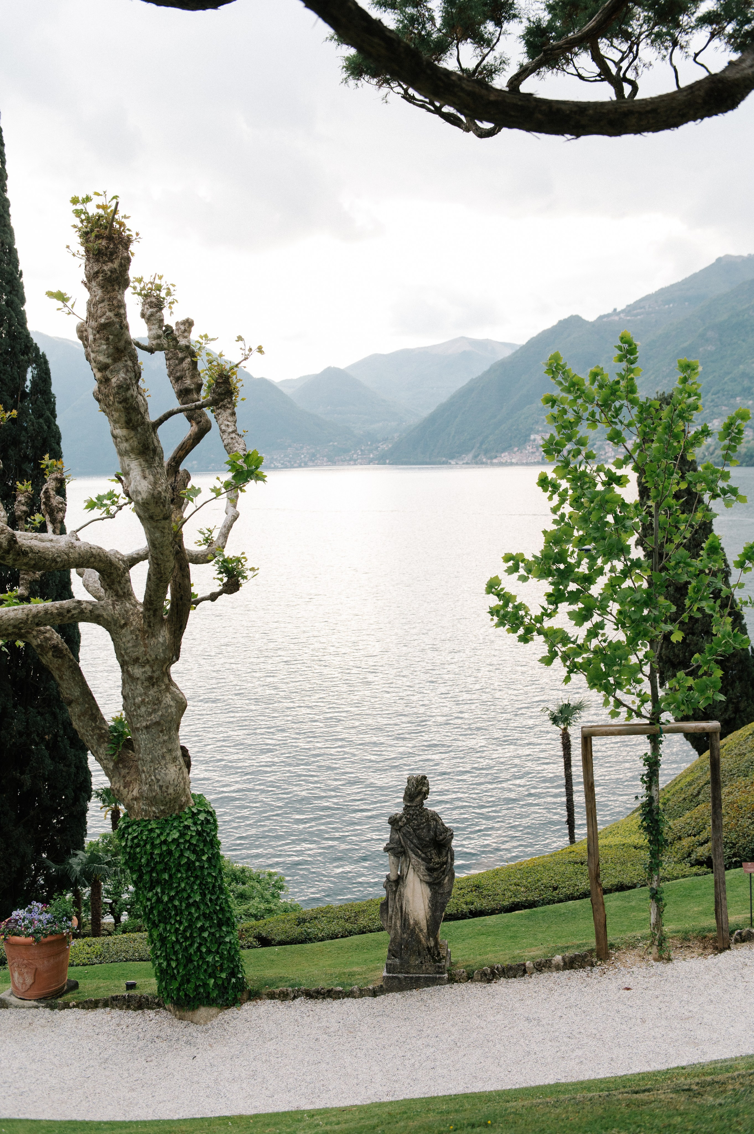 Lake Como. Lake Como Photographer — Proposal | Wedding | Elopement