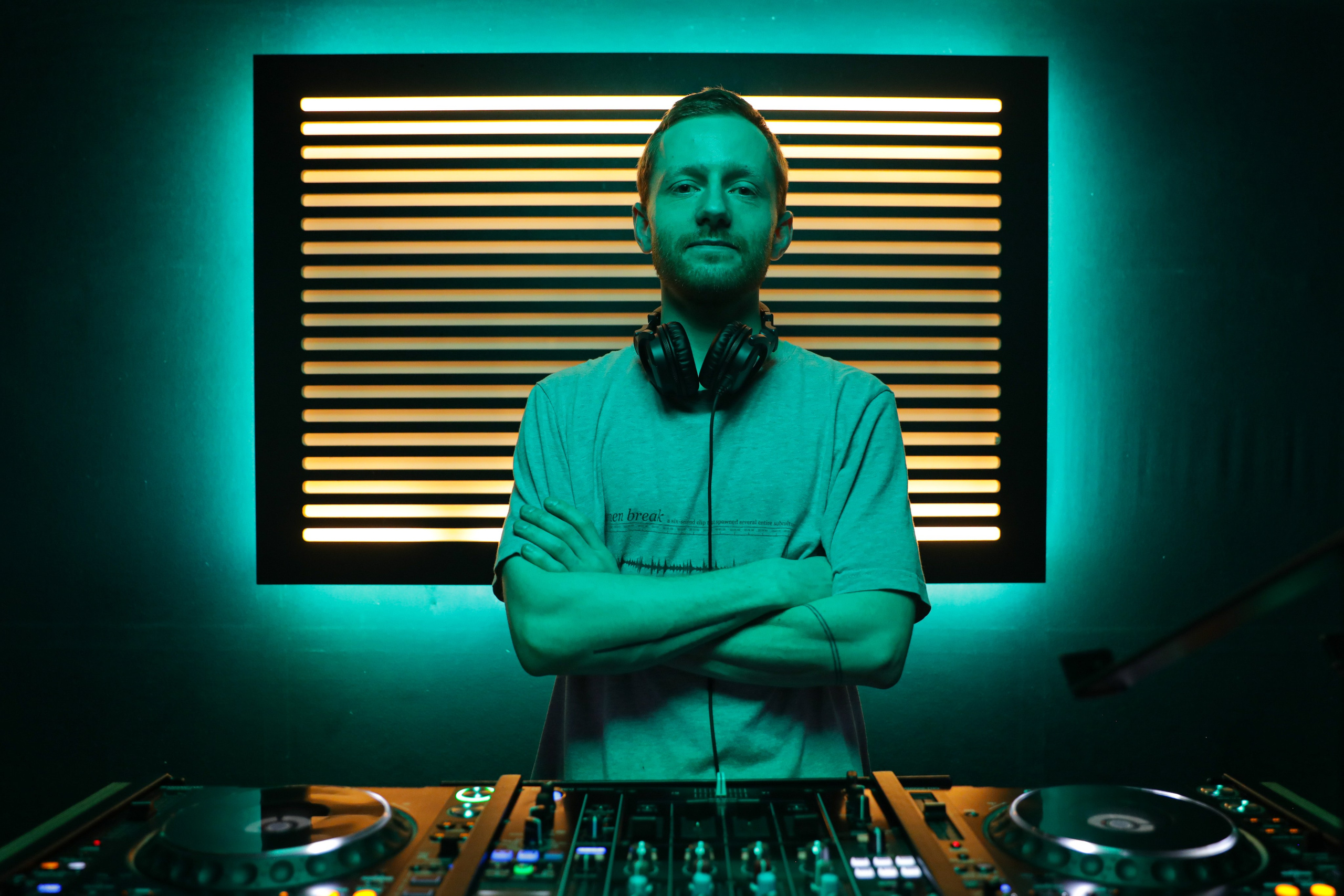 Promo Photography & Reels for Artists & Brands. Lifestyle & Documentary Photography in Bristol, Bath & London — def0cused