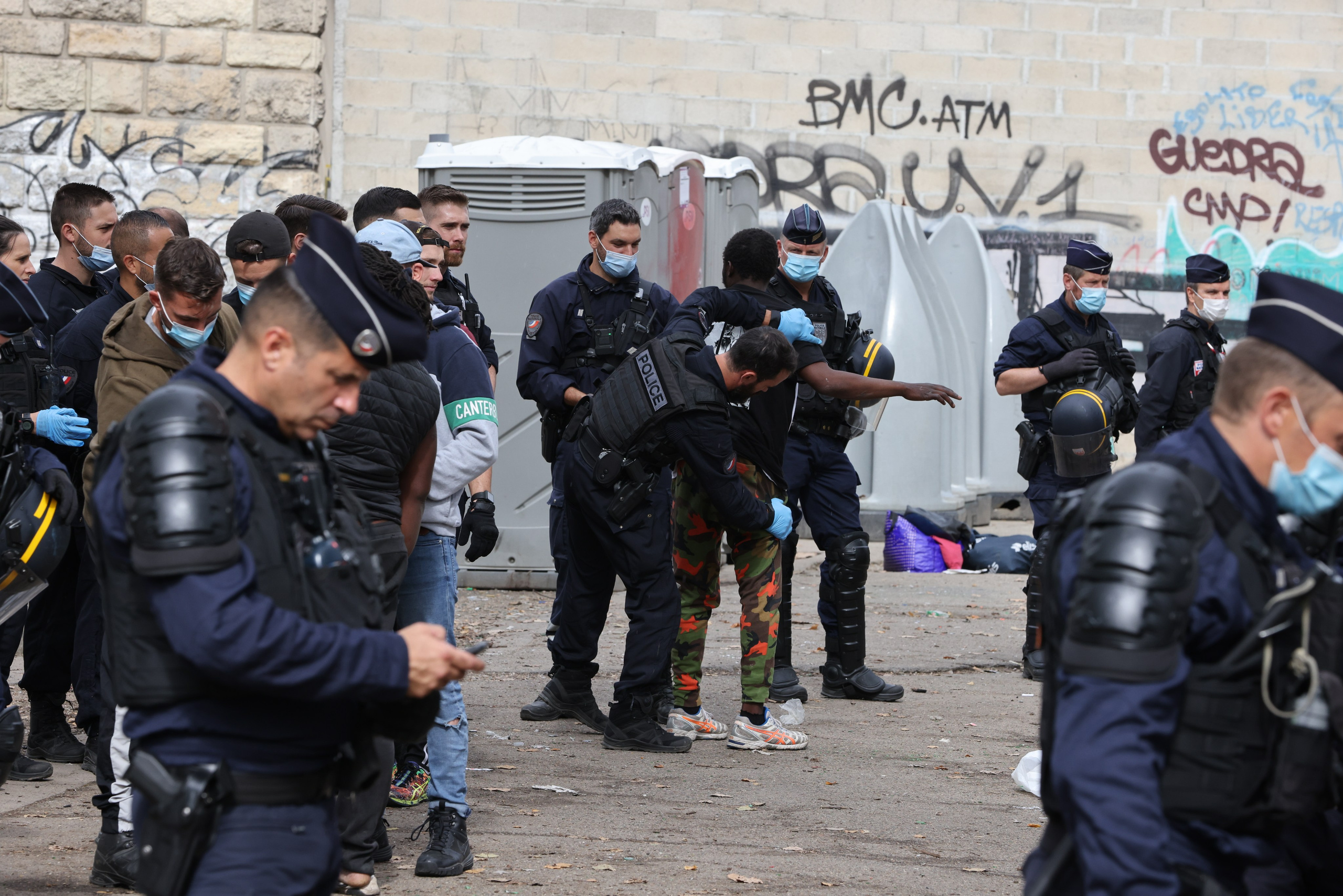 ANTI CRACK. Natalia Bogdanovska. Films et photographie corporate en France