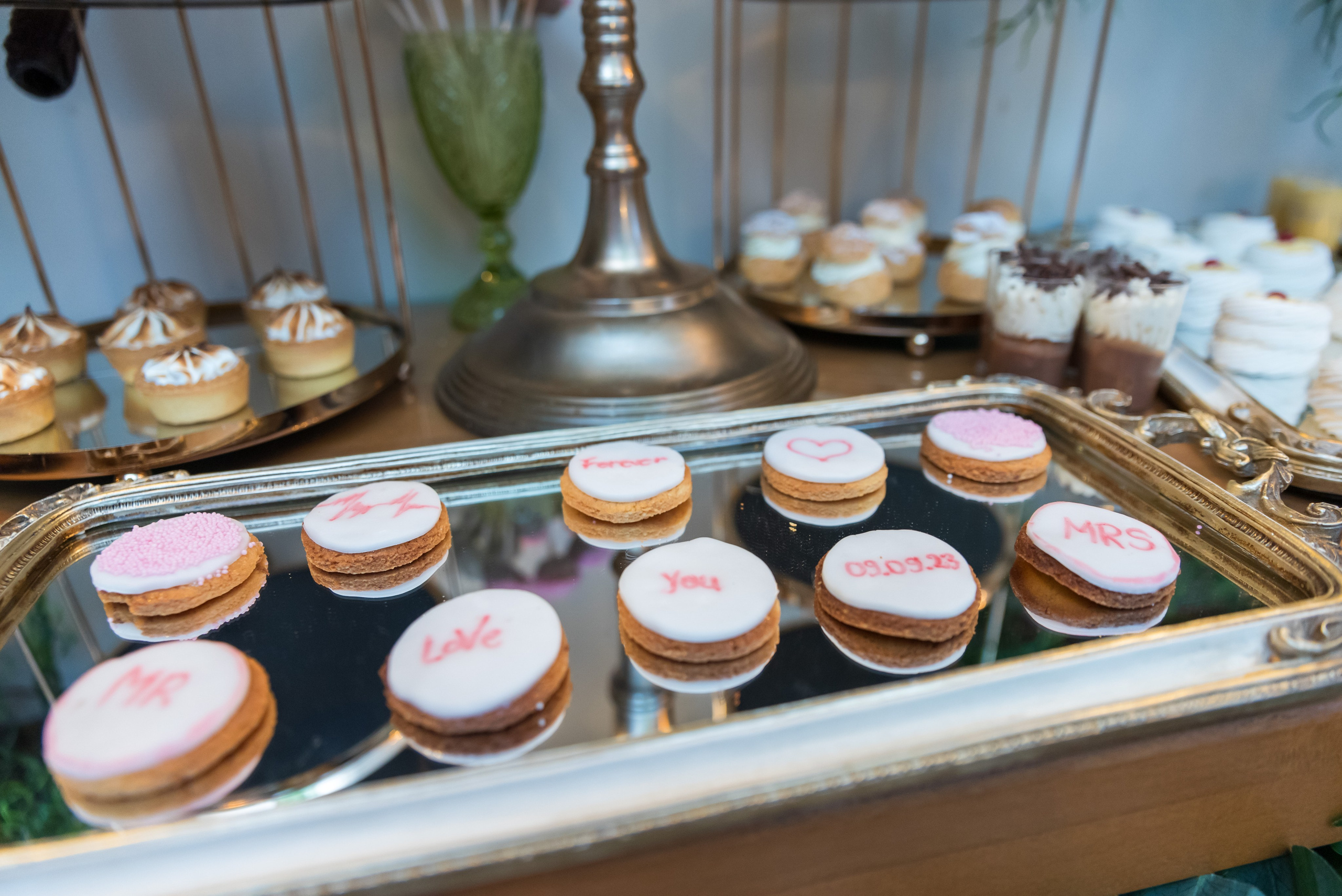 Locație de nuntă, fotograf nuntă, fotograf eveniment, fotograf ceremonie, fotograf petrecere, fotograf mireasă, fotograf mire, decor nunta, fotograf atmosferă, fotograf romantic, fotograf lux, fotograf elegant, fotografii unice, fotografii memorabile, fotograf  România, fotograf nunta Ciresul Salbatic