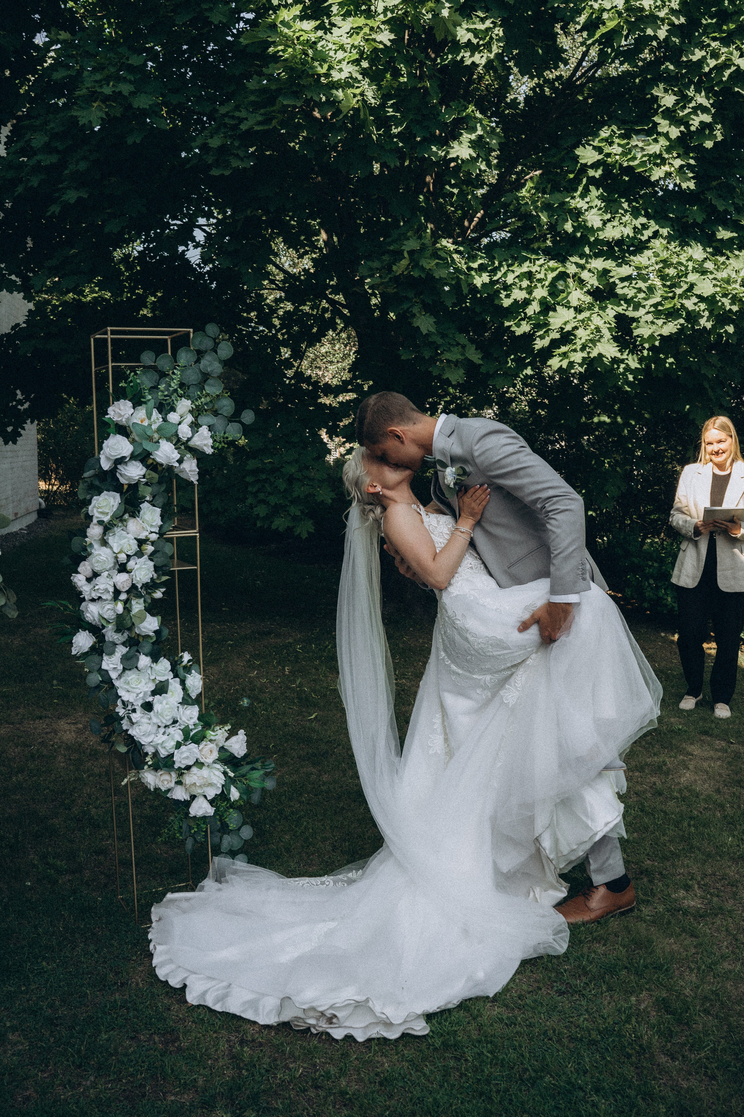 Wedding. Wedding and portrait photographer in Helsinki Vickan O