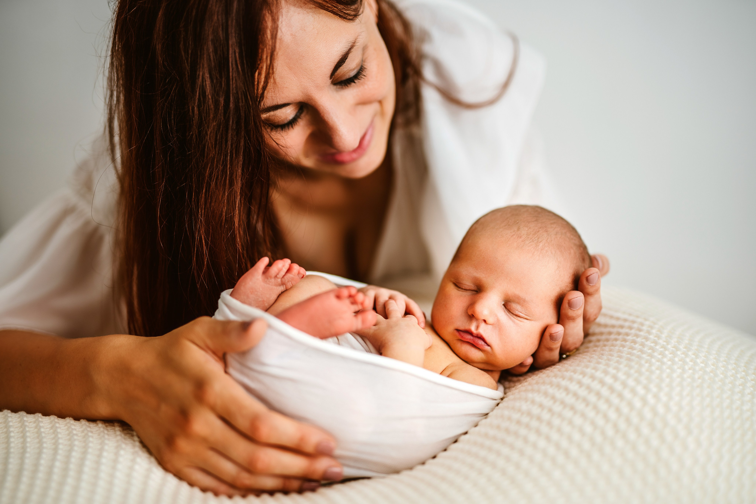Newborn. Svitlana Miahka fotografa a Genova