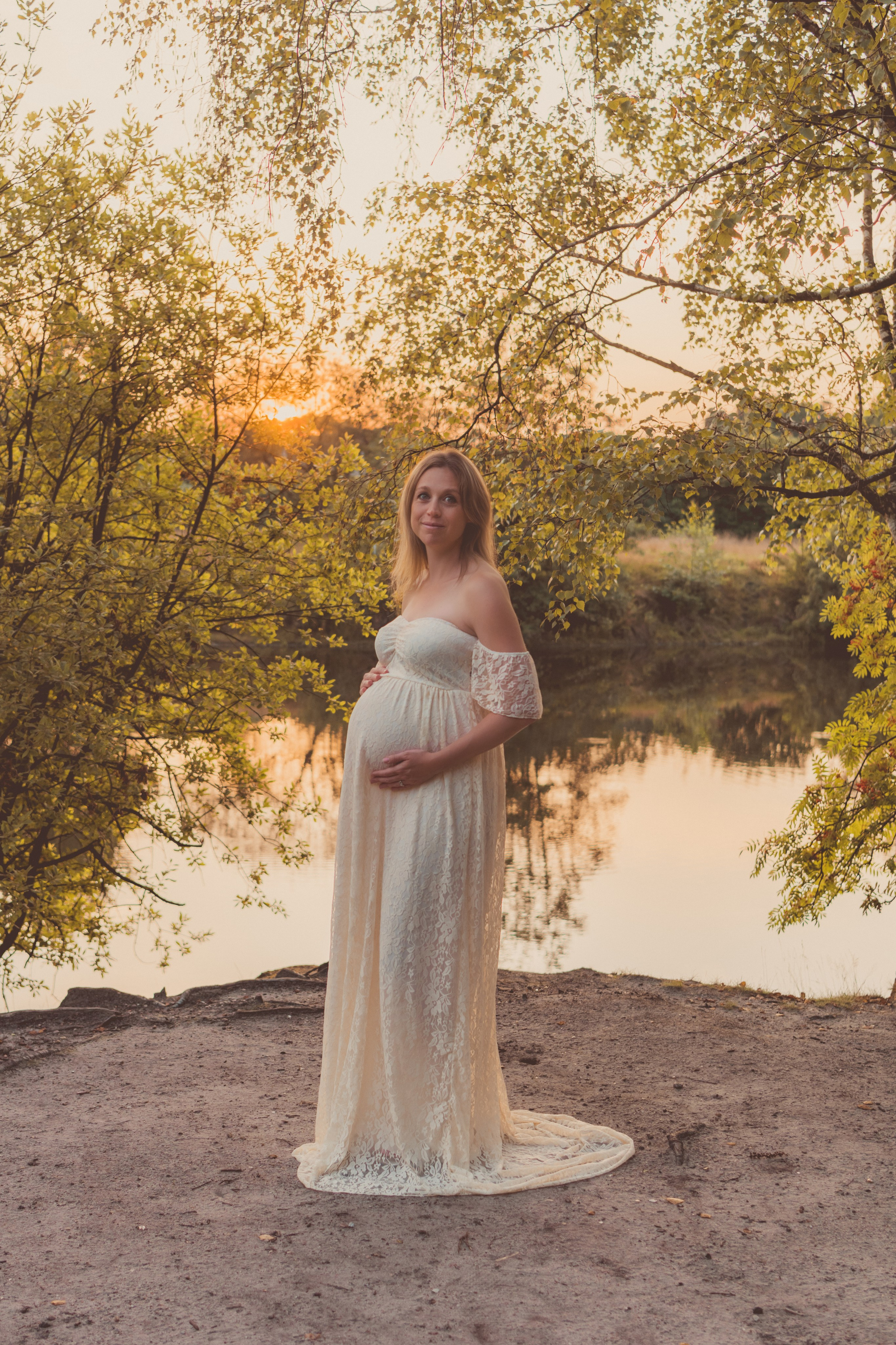 Jennie. Maternity Newborn and Family photographer Hamburg Claire Hambley