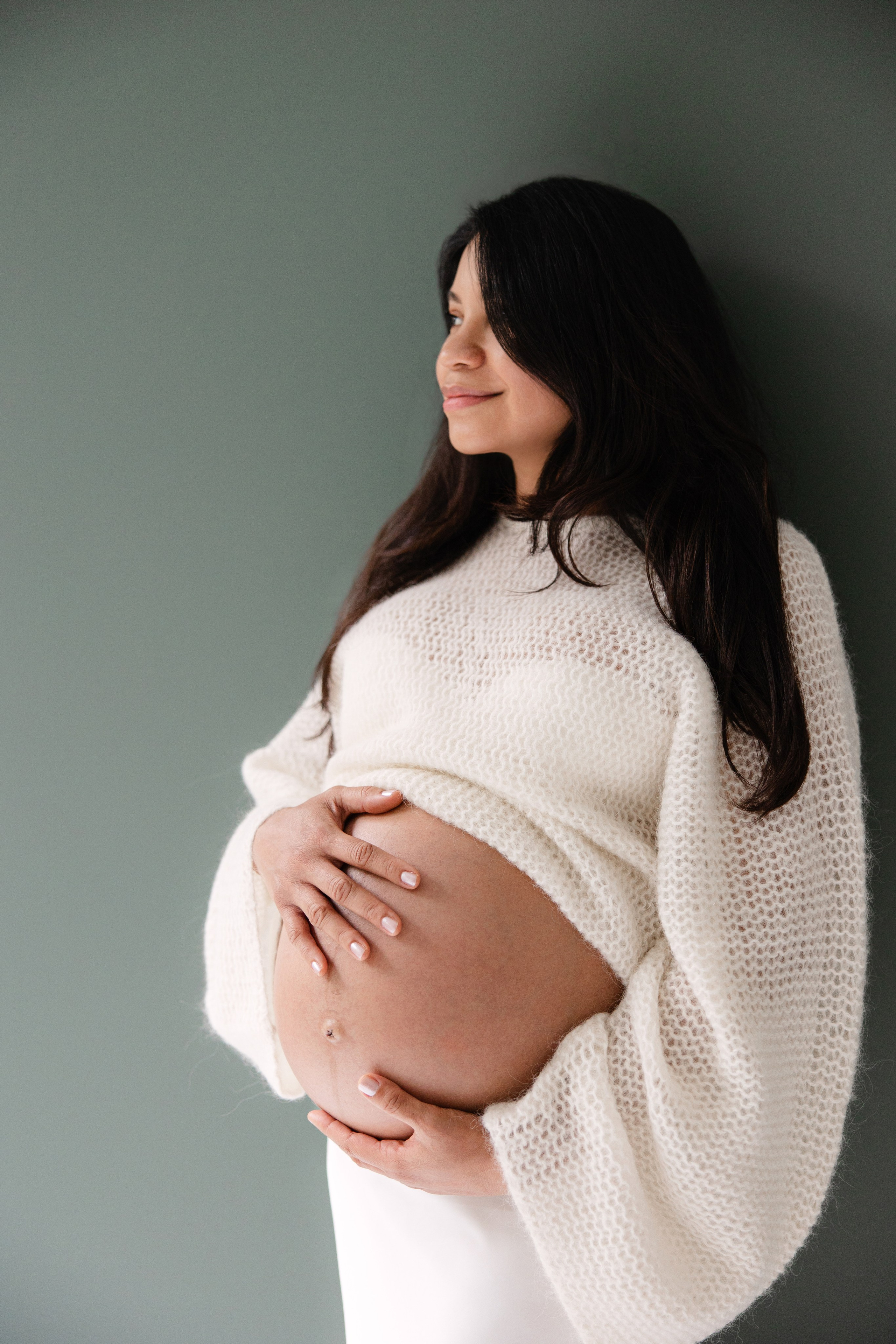 Zeitlose und moderne Schwangerschaftsfotografie in Zürich & Uster — natürlich, unkompliziert und ohne Kitsch. Wedding and Family Photographer Switzerland and Italy. Valeria Diaz