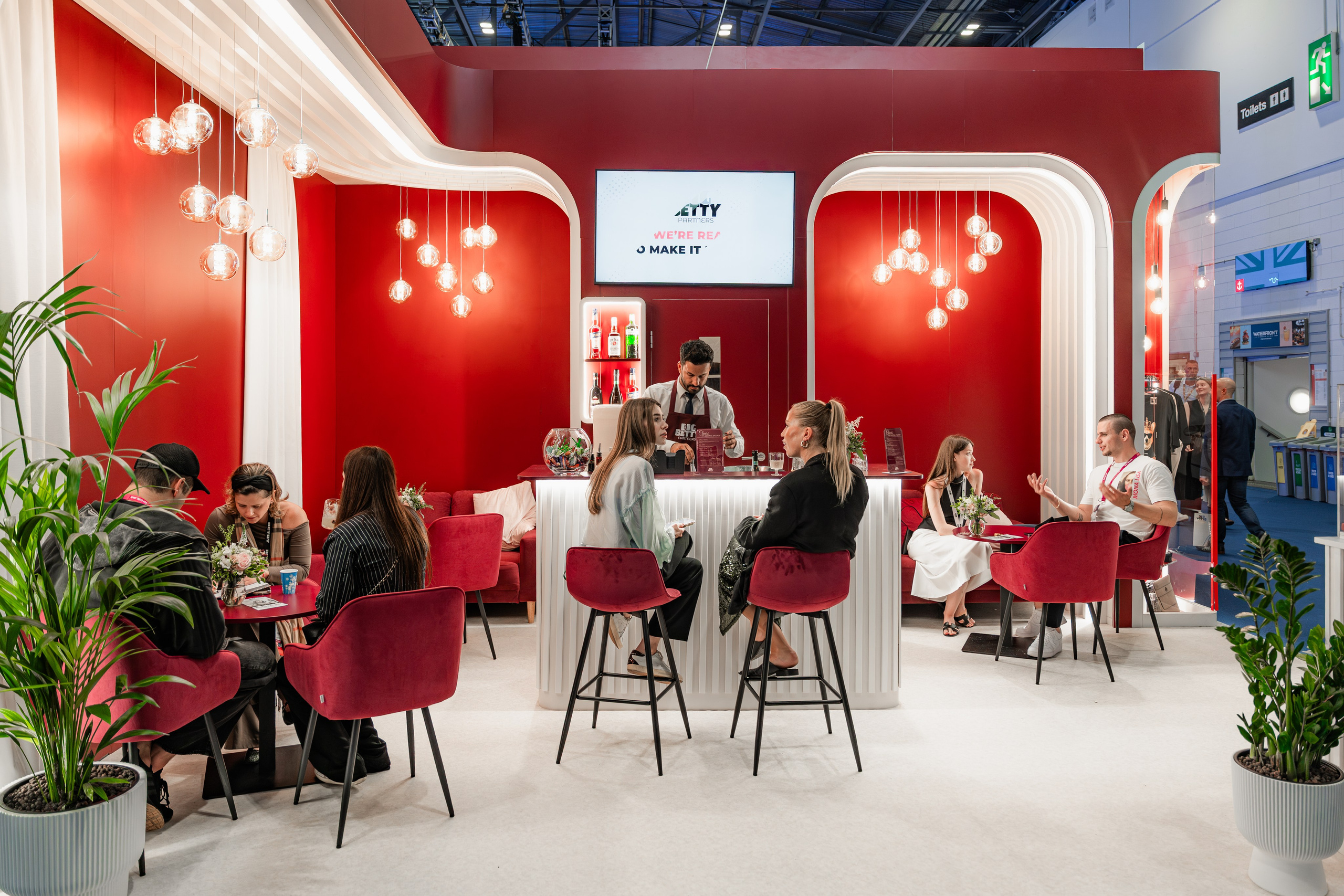 Big Betty. Tonya Kyrylenko photographer in London