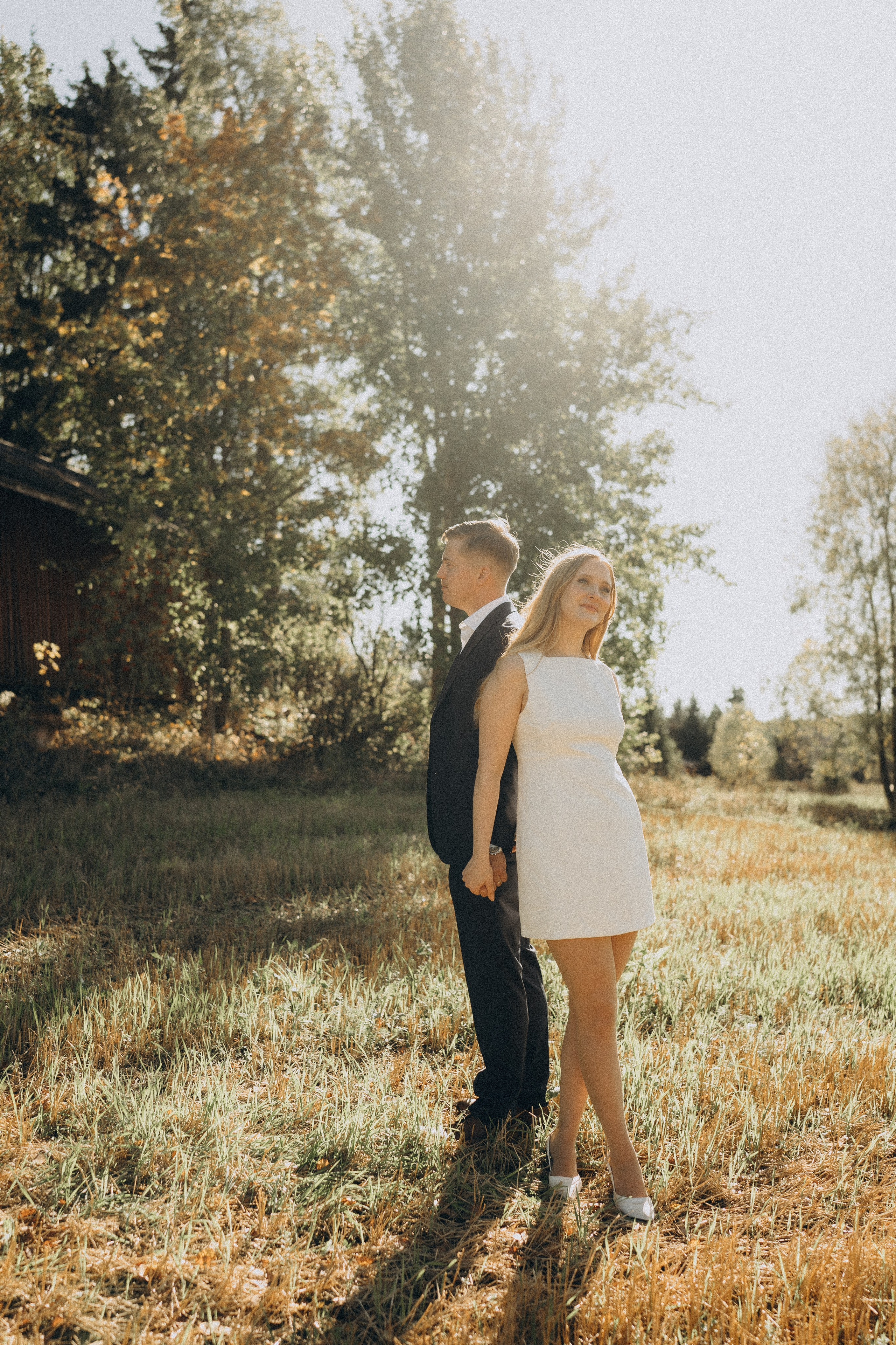 Wedding photo session in Pornainen. Wedding and portrait photographer in Helsinki Vickan O