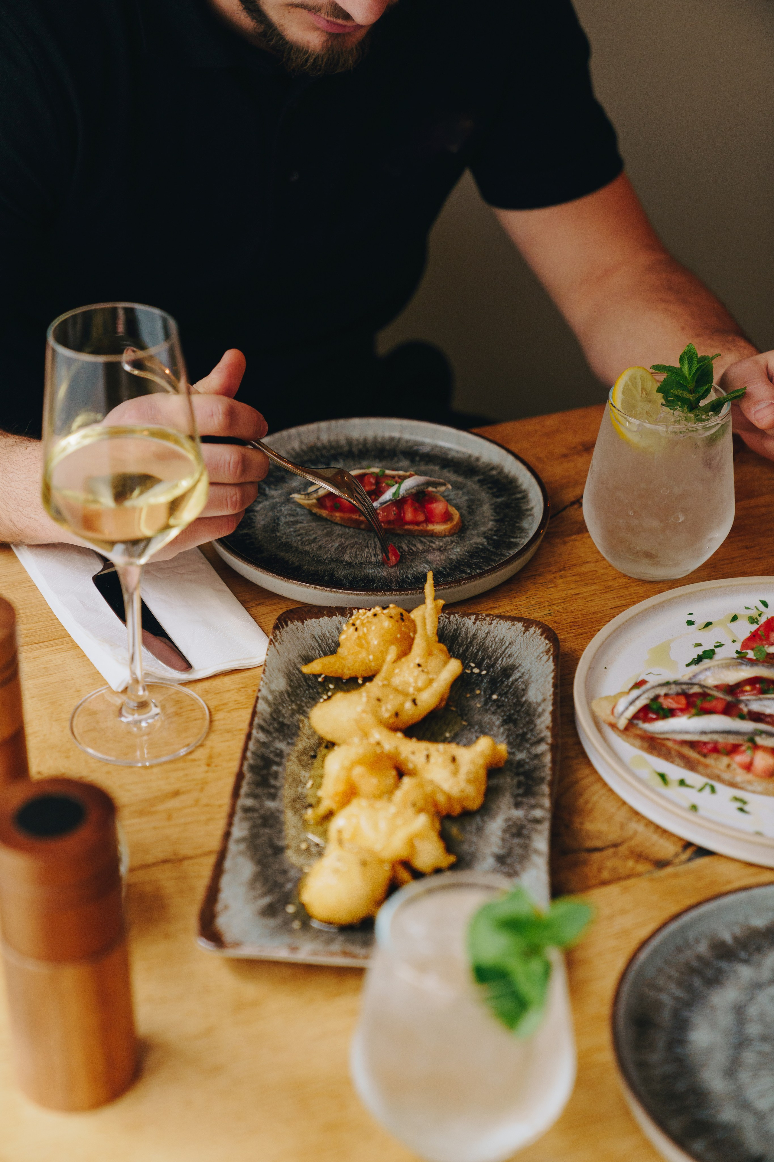 Salparo Greek Restaurant. Newcastle Upon Tyne Photographer Yana Balatskaya