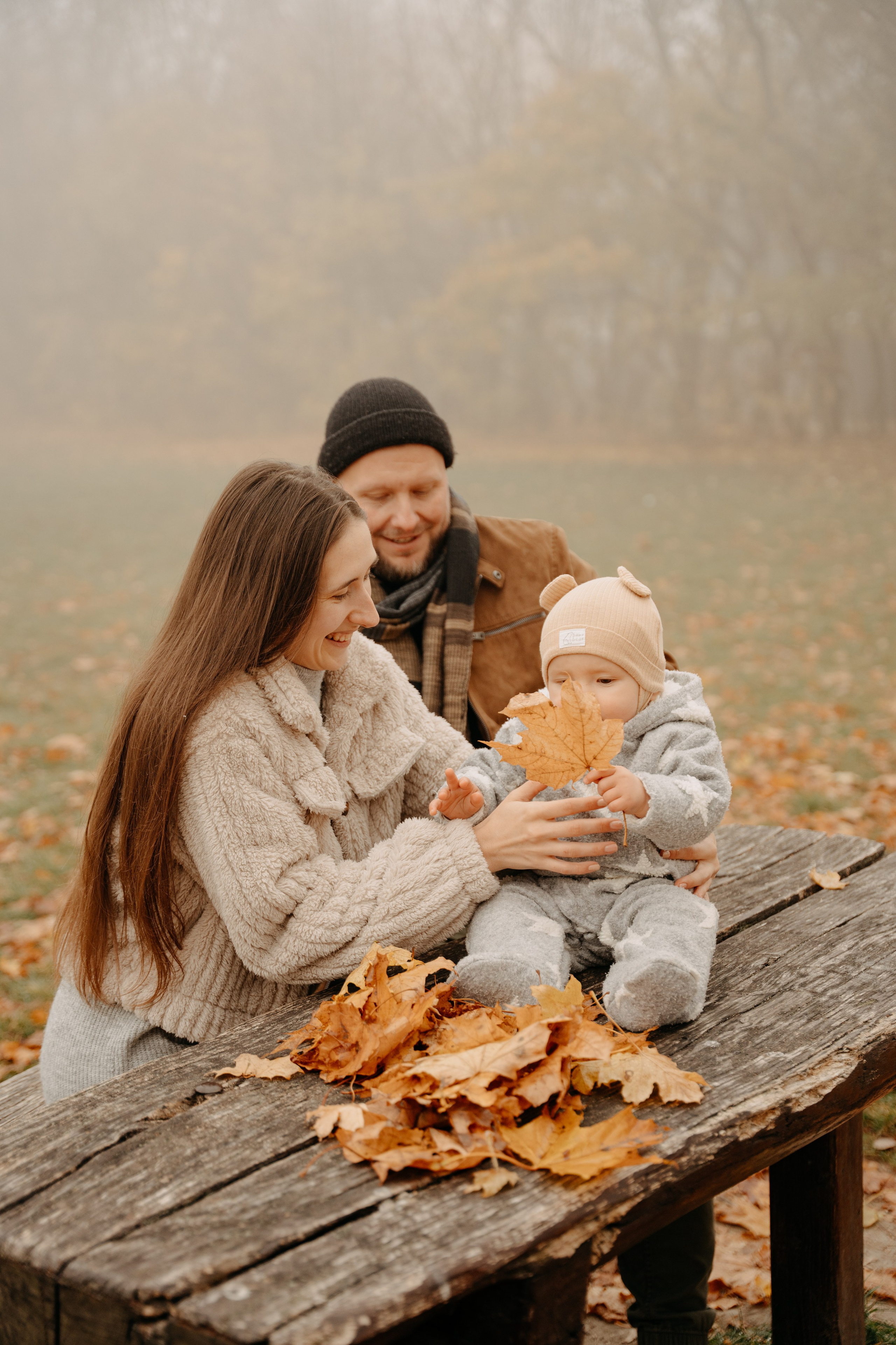 Bendegúz a ködös Normafán. Kezdőlap