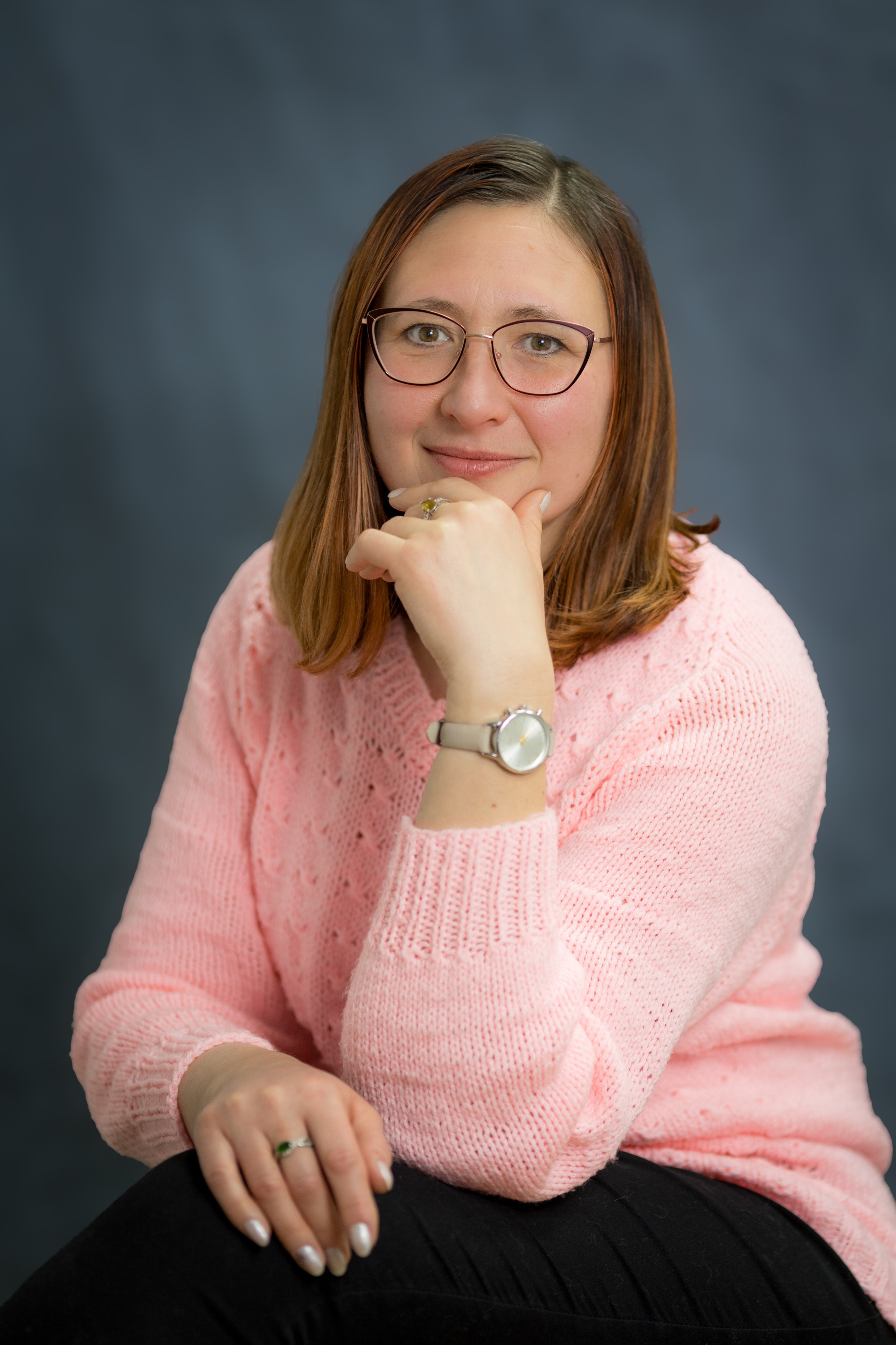 Lehrer. Adelya Tomin