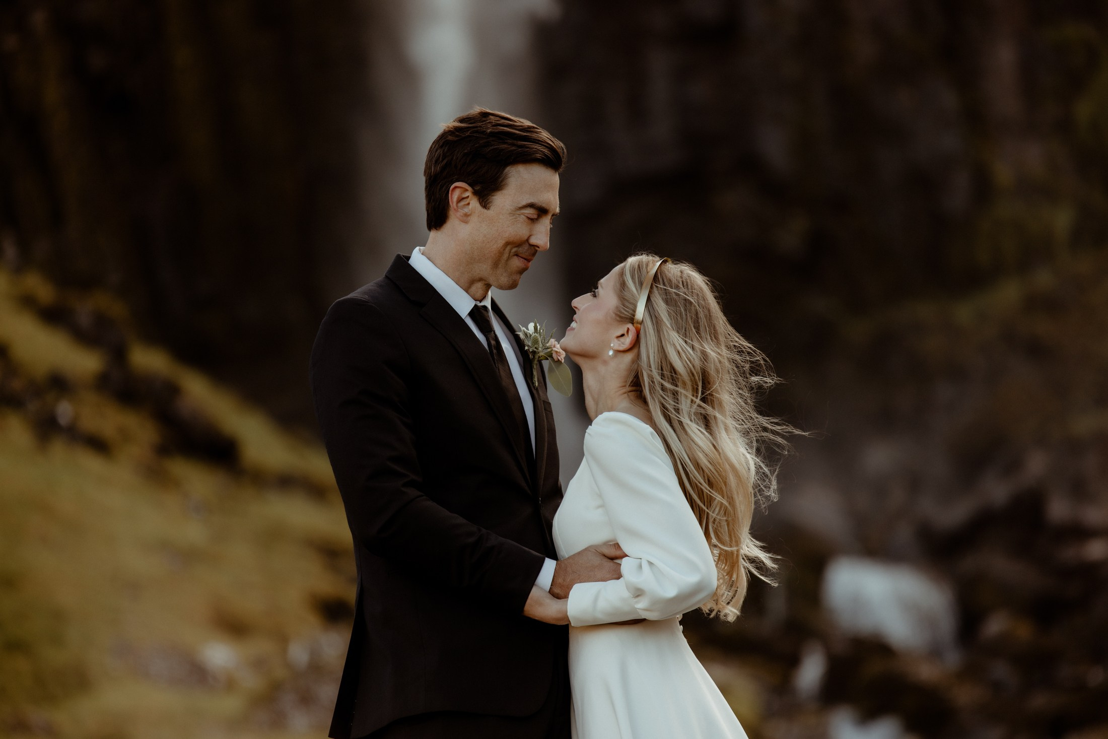 Iceland elopement at Budir Black Church | Snæfellsnes wedding by Iceland elopement photographer & videographer. Iceland elopement photographer & videographer